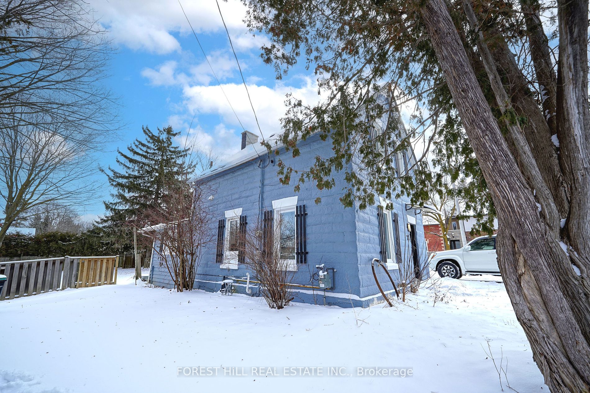 21 Forestell St
