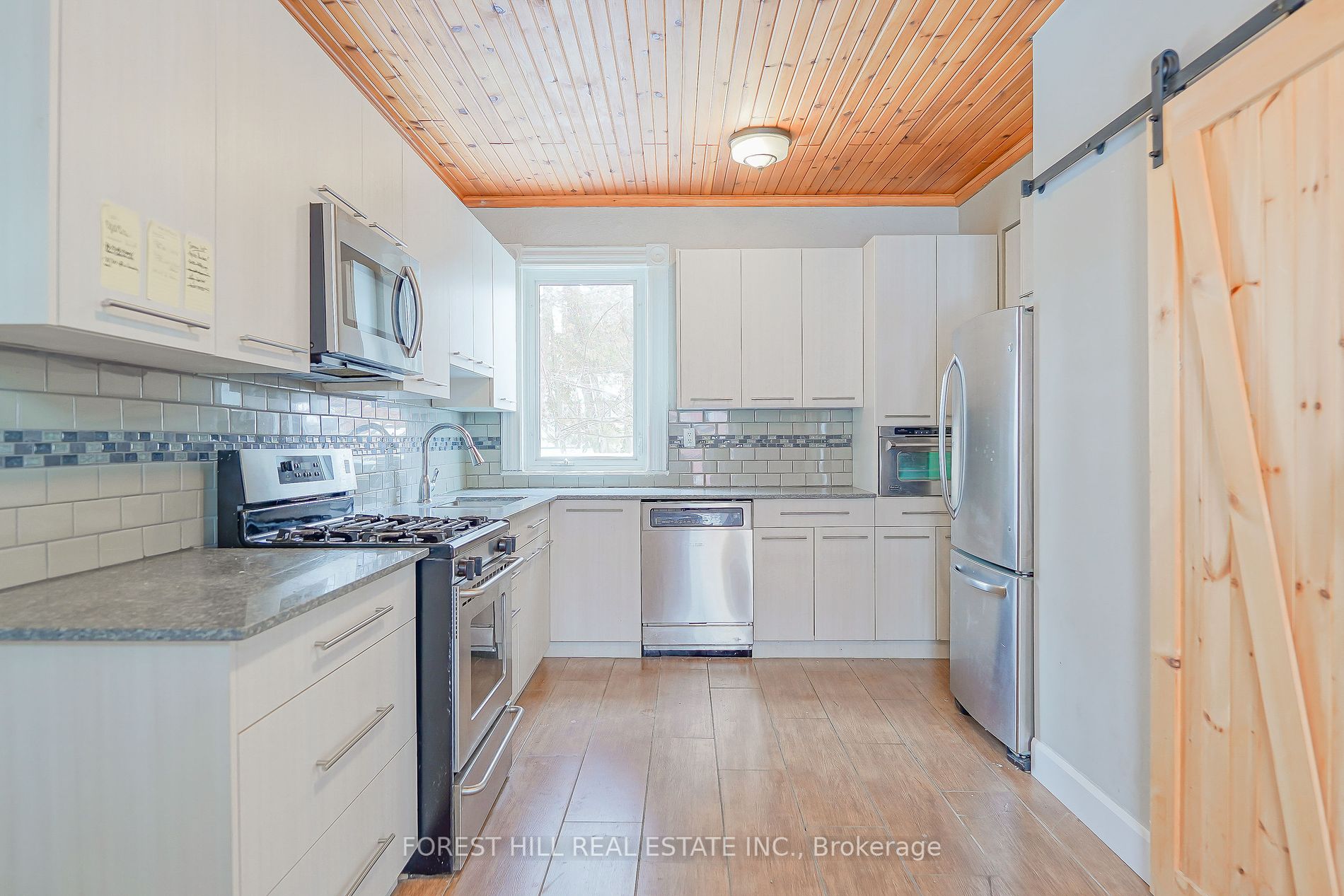 21 Forestell St