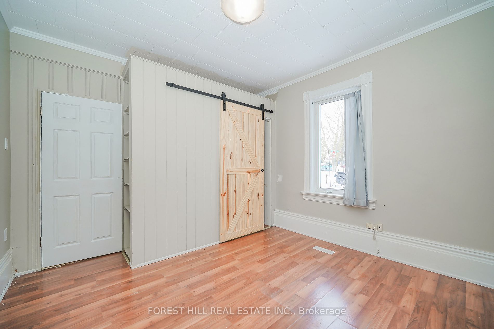 21 Forestell St