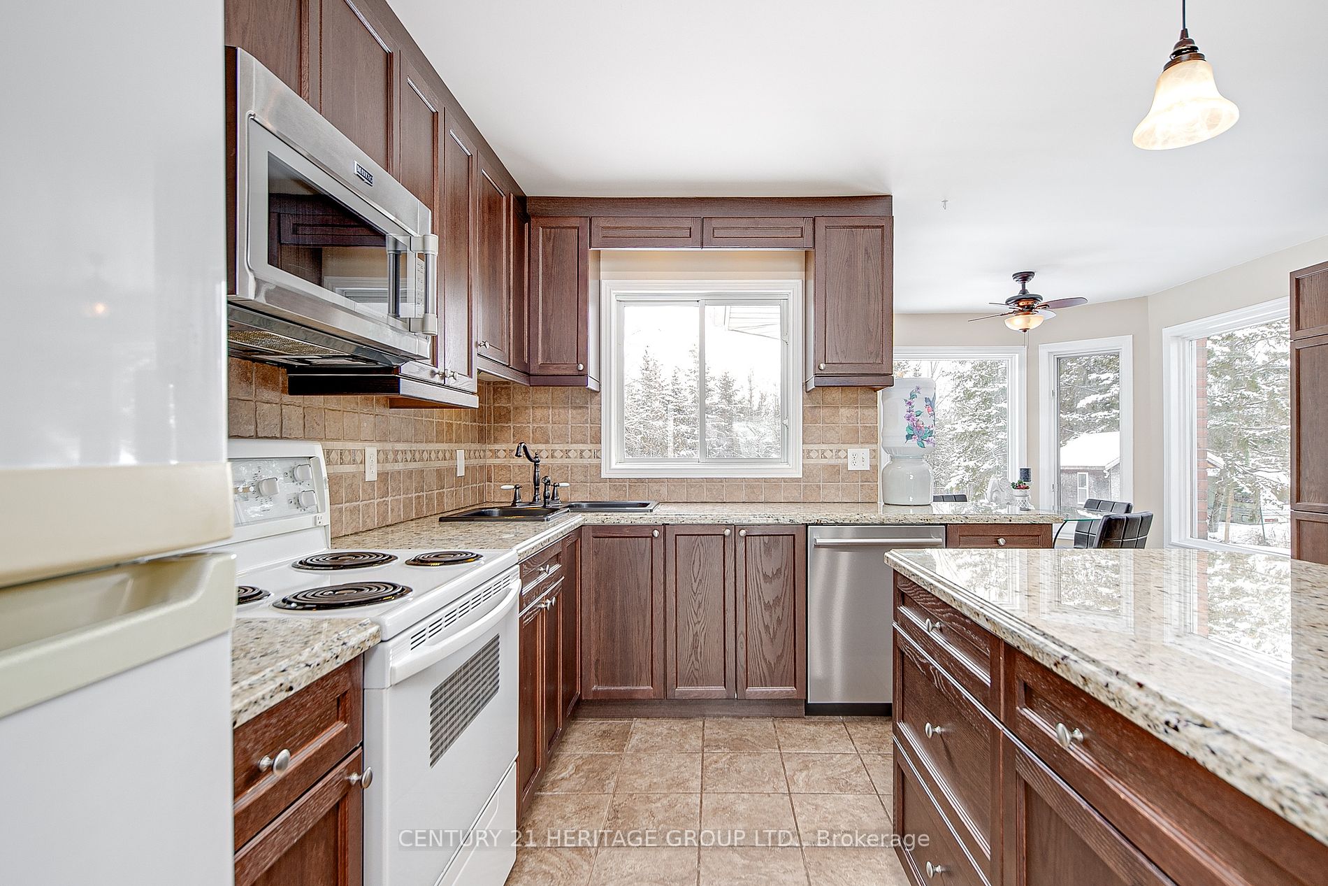 3132 Ravenshoe Road