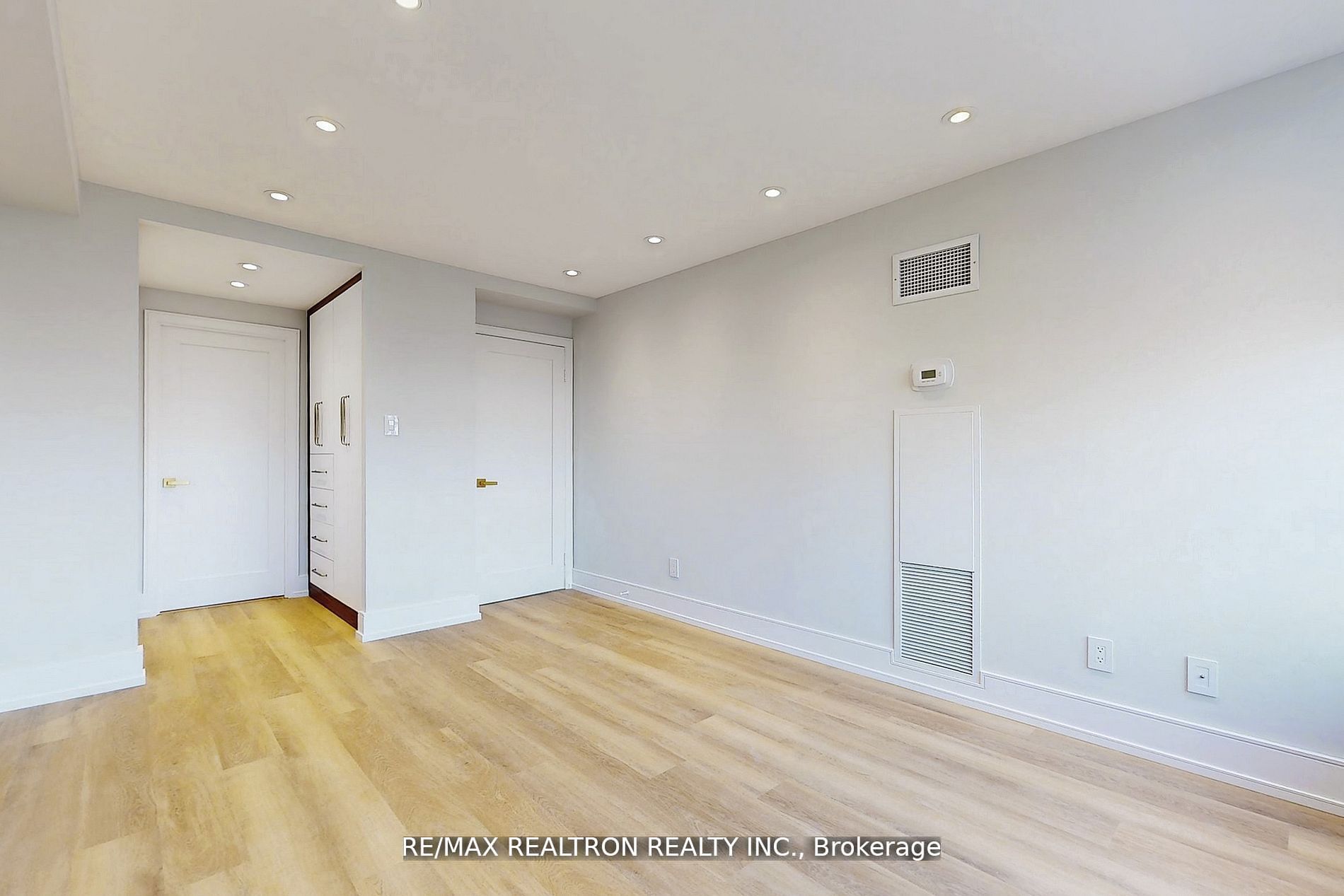120 Promenade Circle, #609