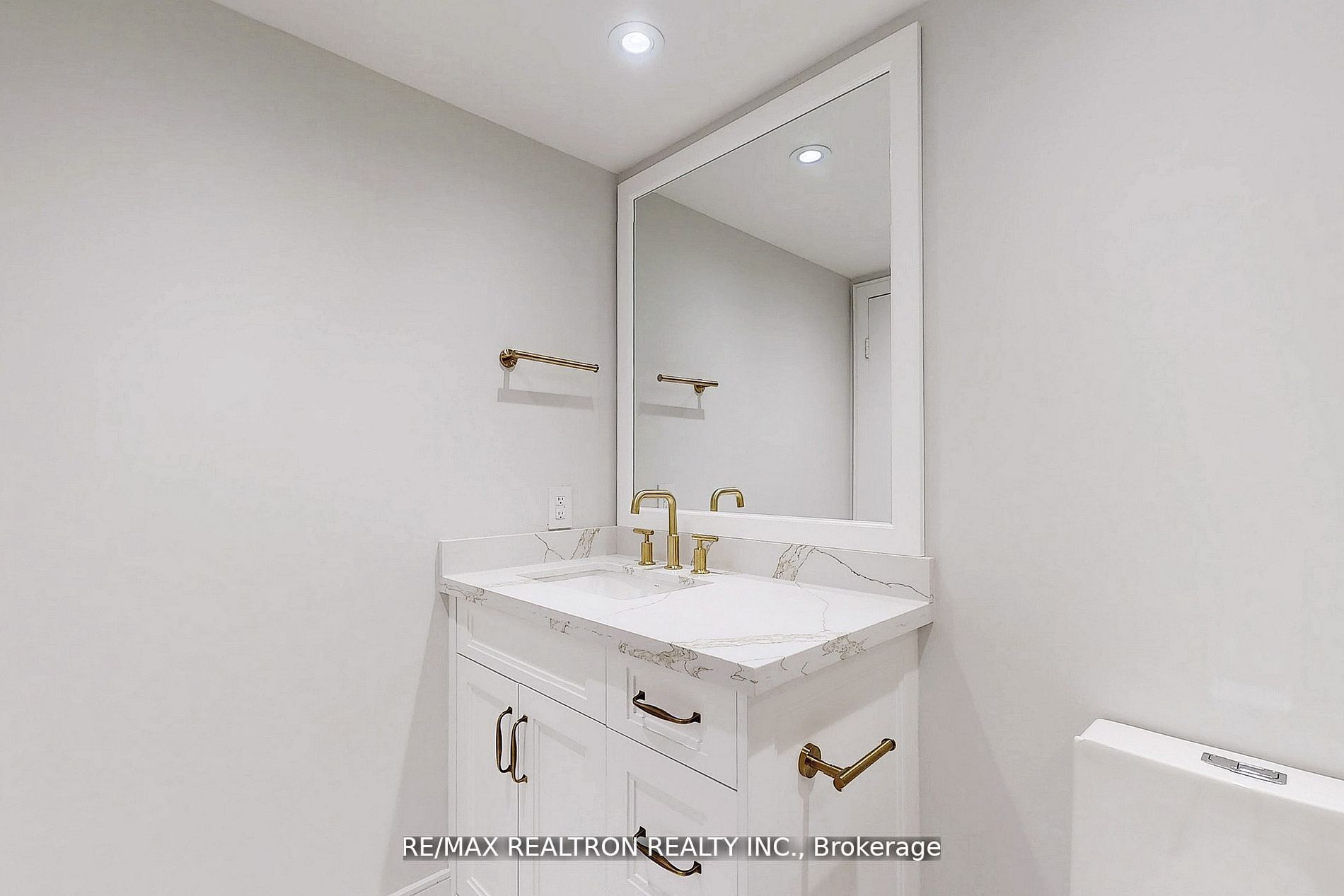 120 Promenade Circle, #609