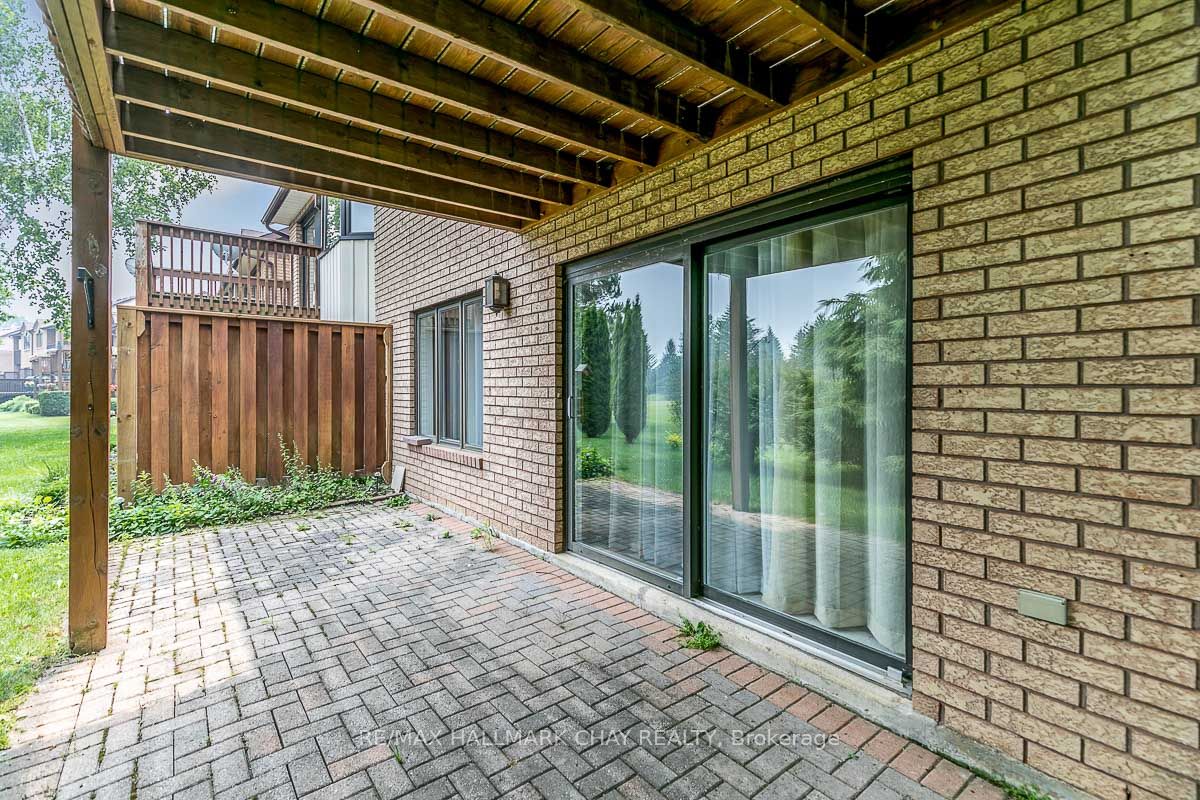 146 Greenbriar Road, #19