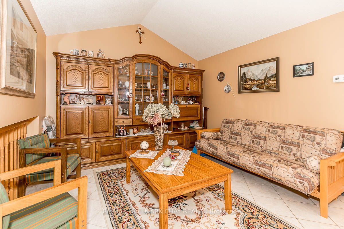 146 Greenbriar Road, #19