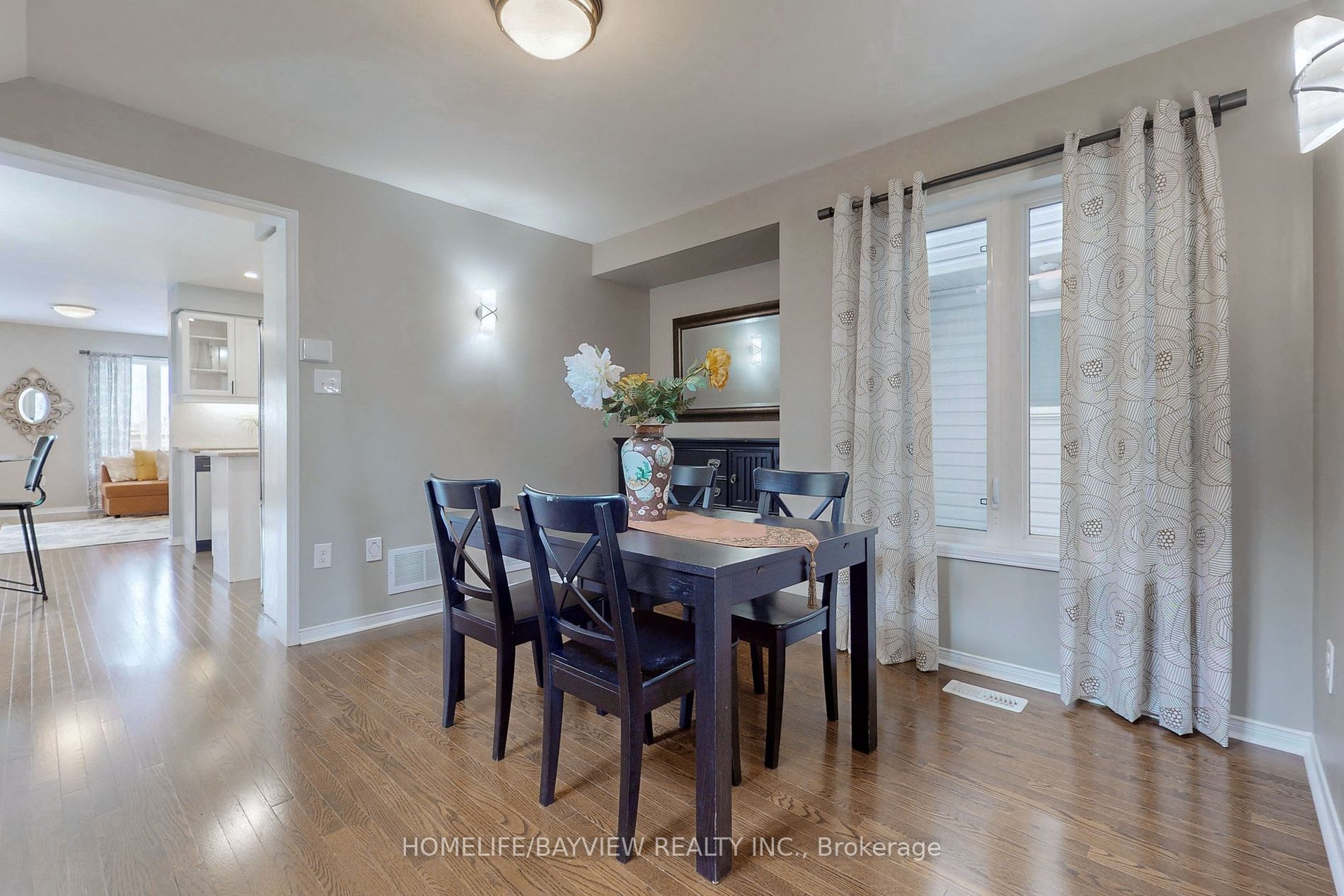 9 Summit Dr