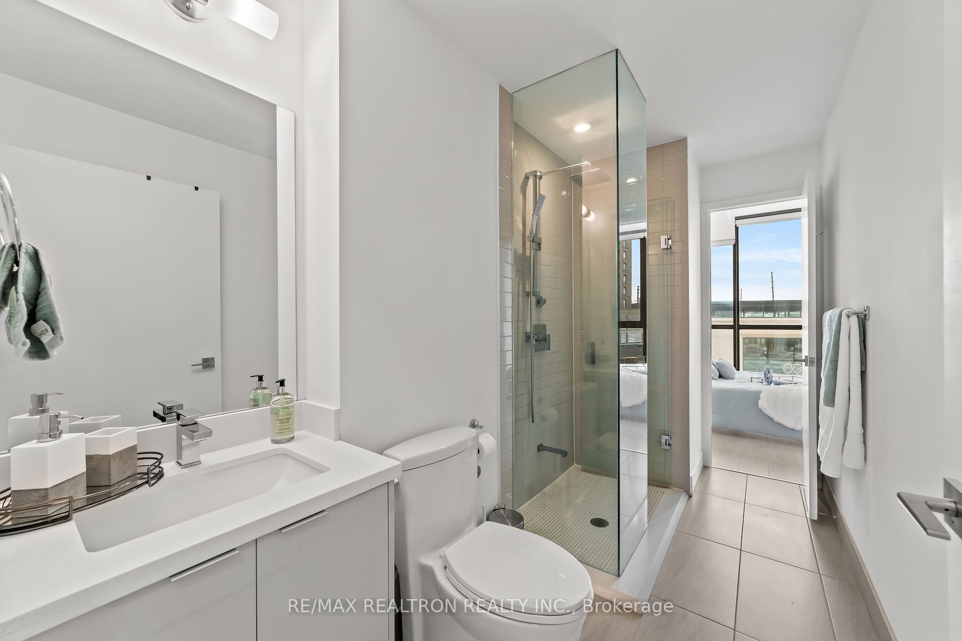 2916 Highway 7 Rd E, #303