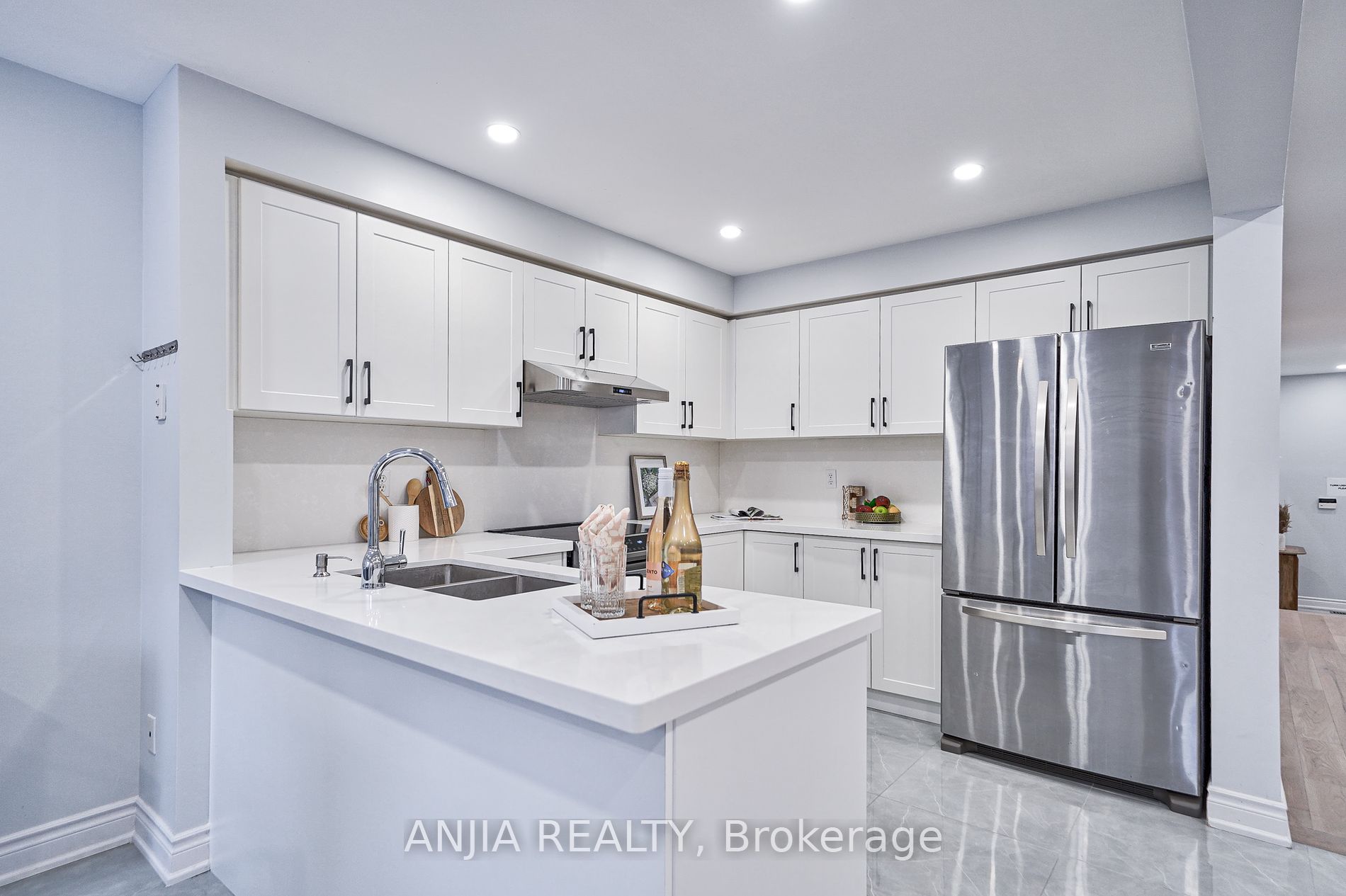 98 Edward Jeffreys Ave