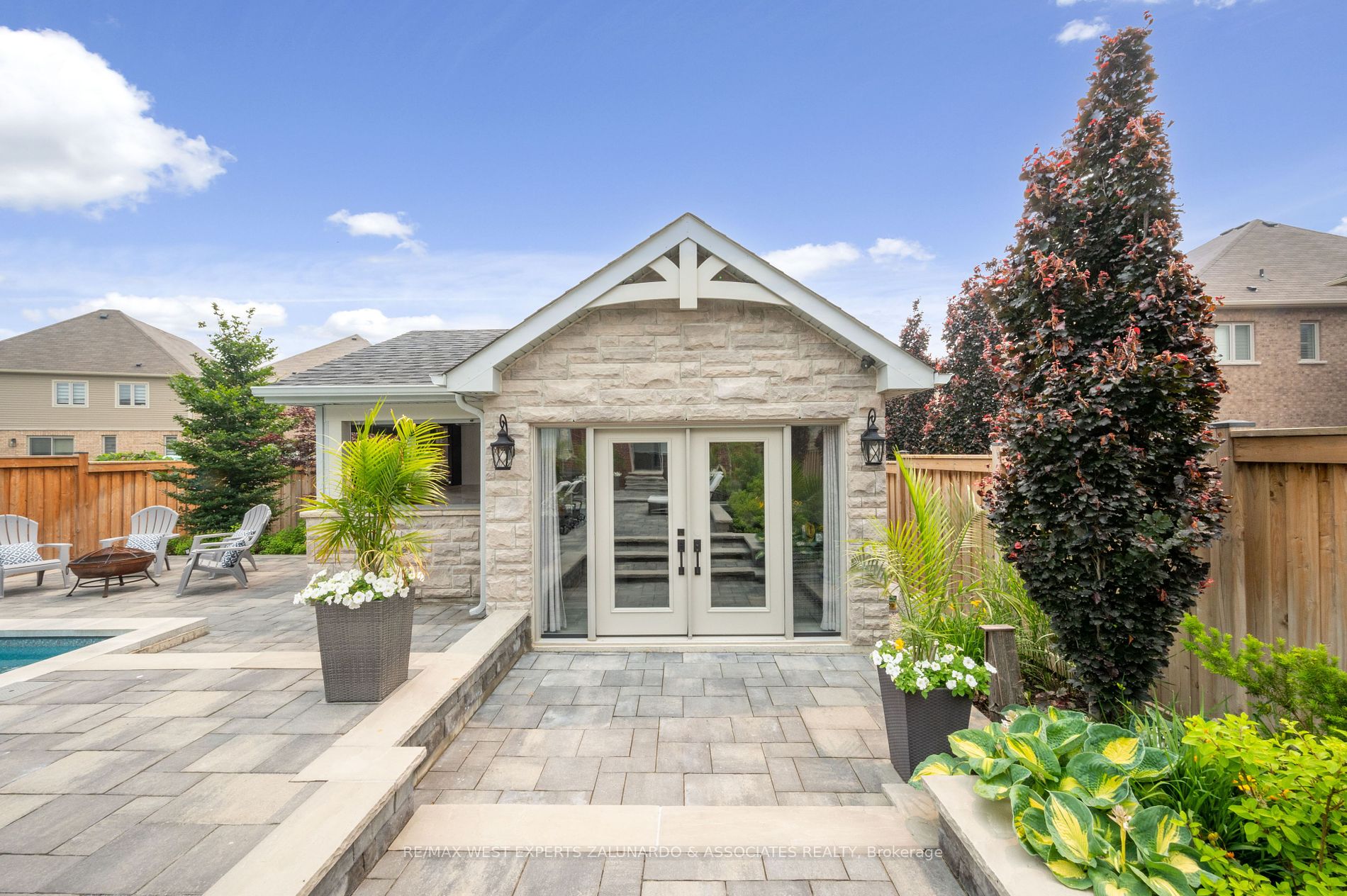 9 Jenkins Ave