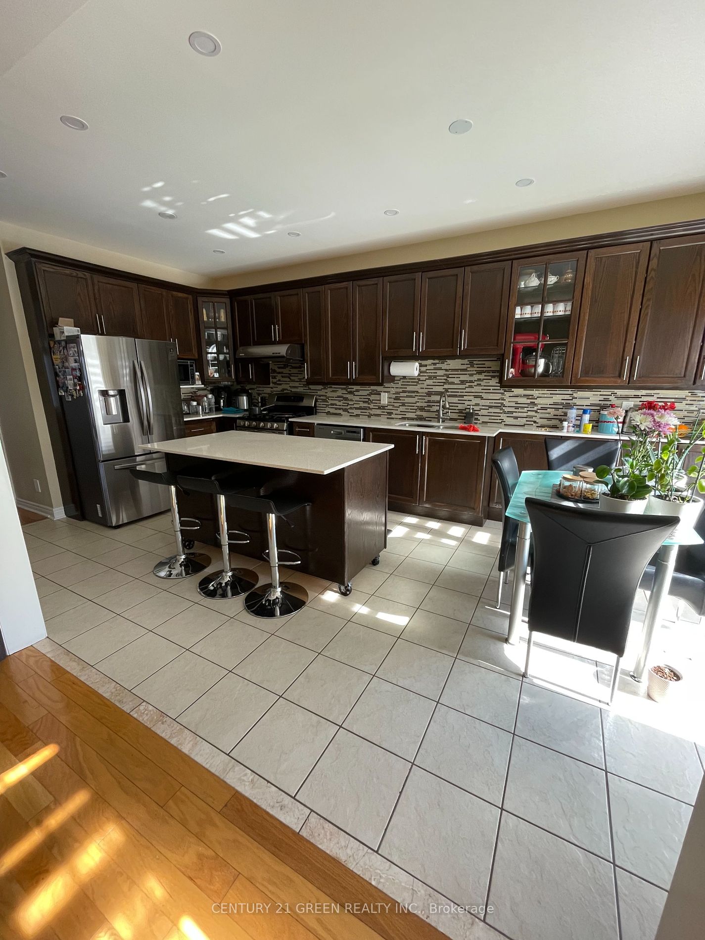 41 Sequoia Road