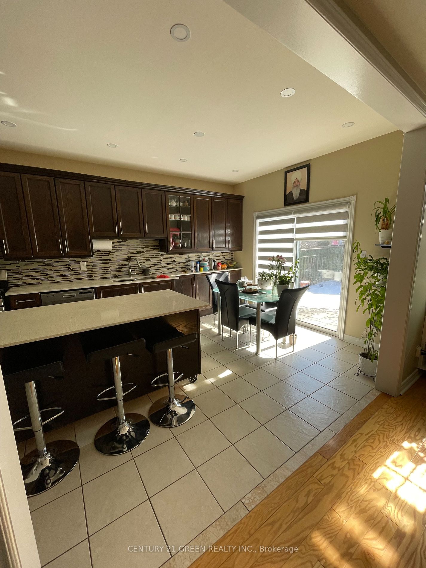 41 Sequoia Road