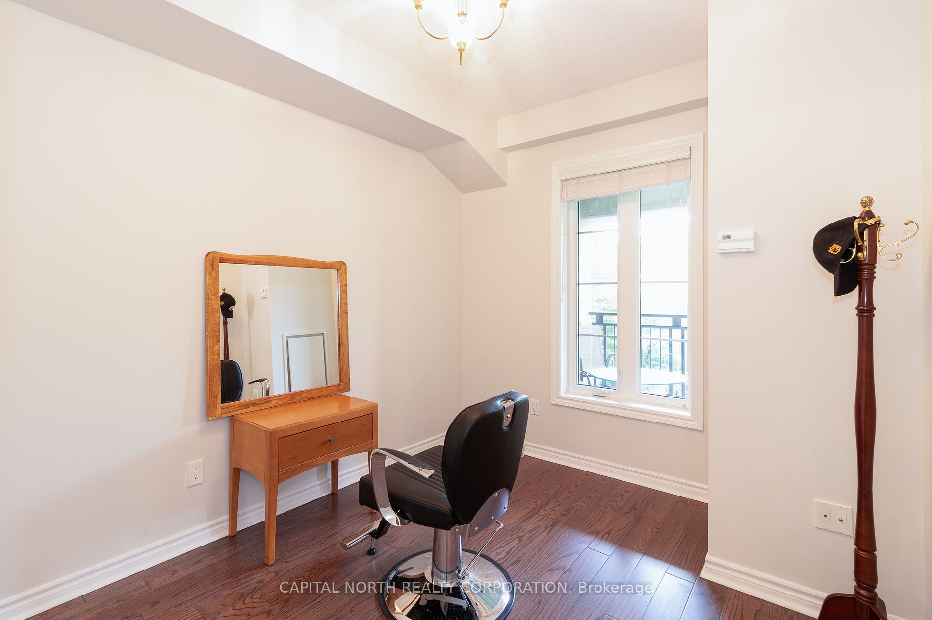 4620 Highway 7, #301