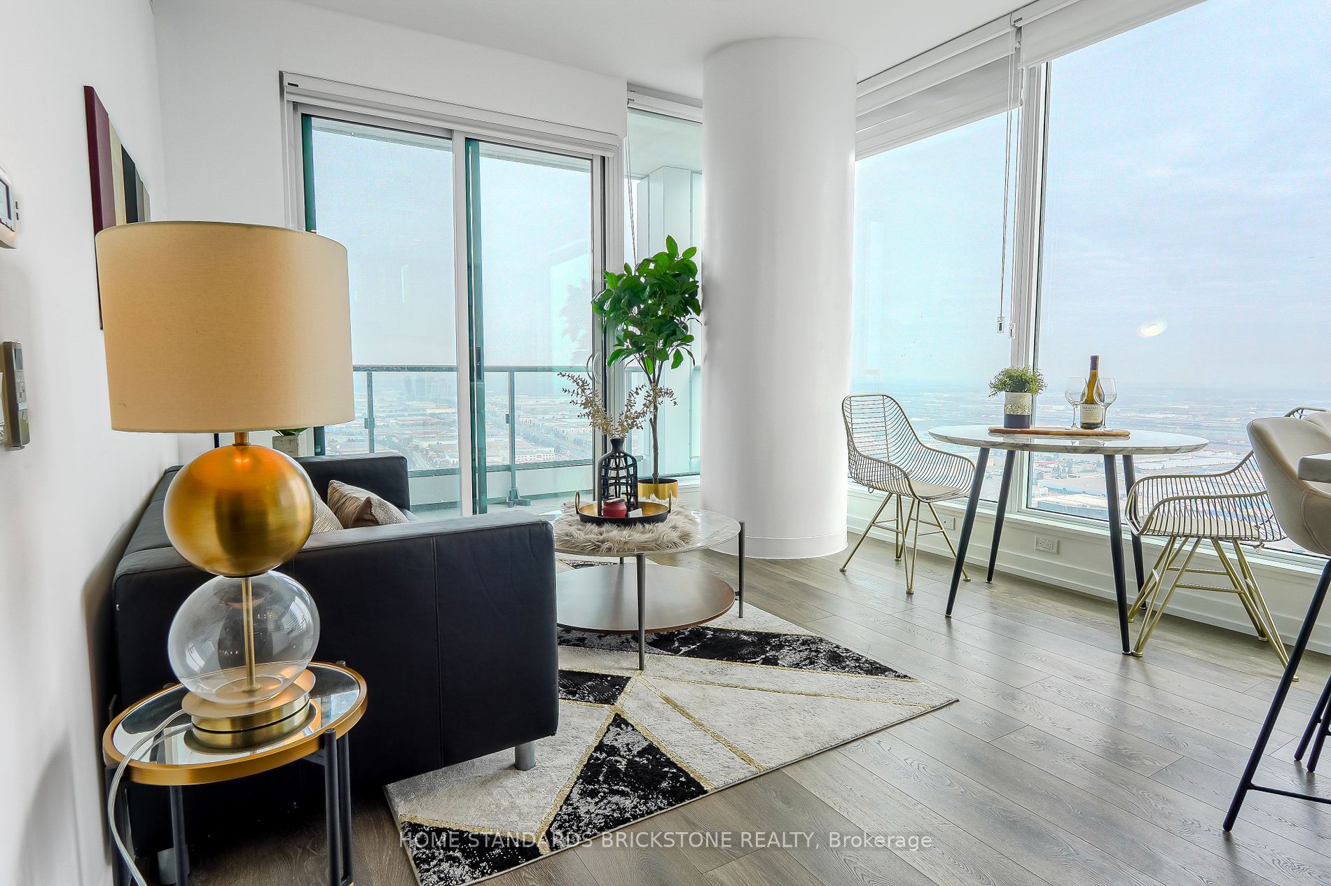 898 Portage Parkway, #4502