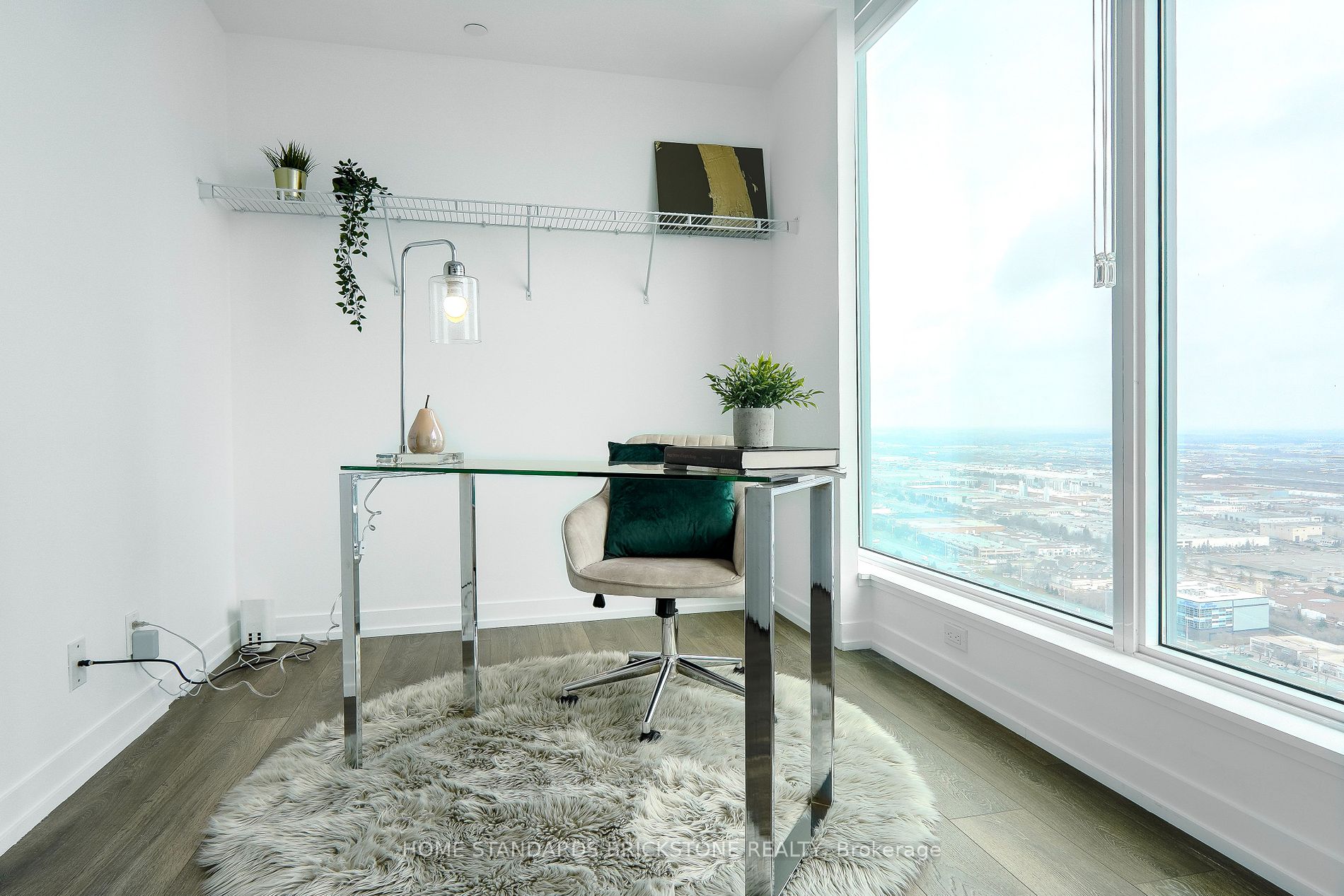 898 Portage Parkway, #4502