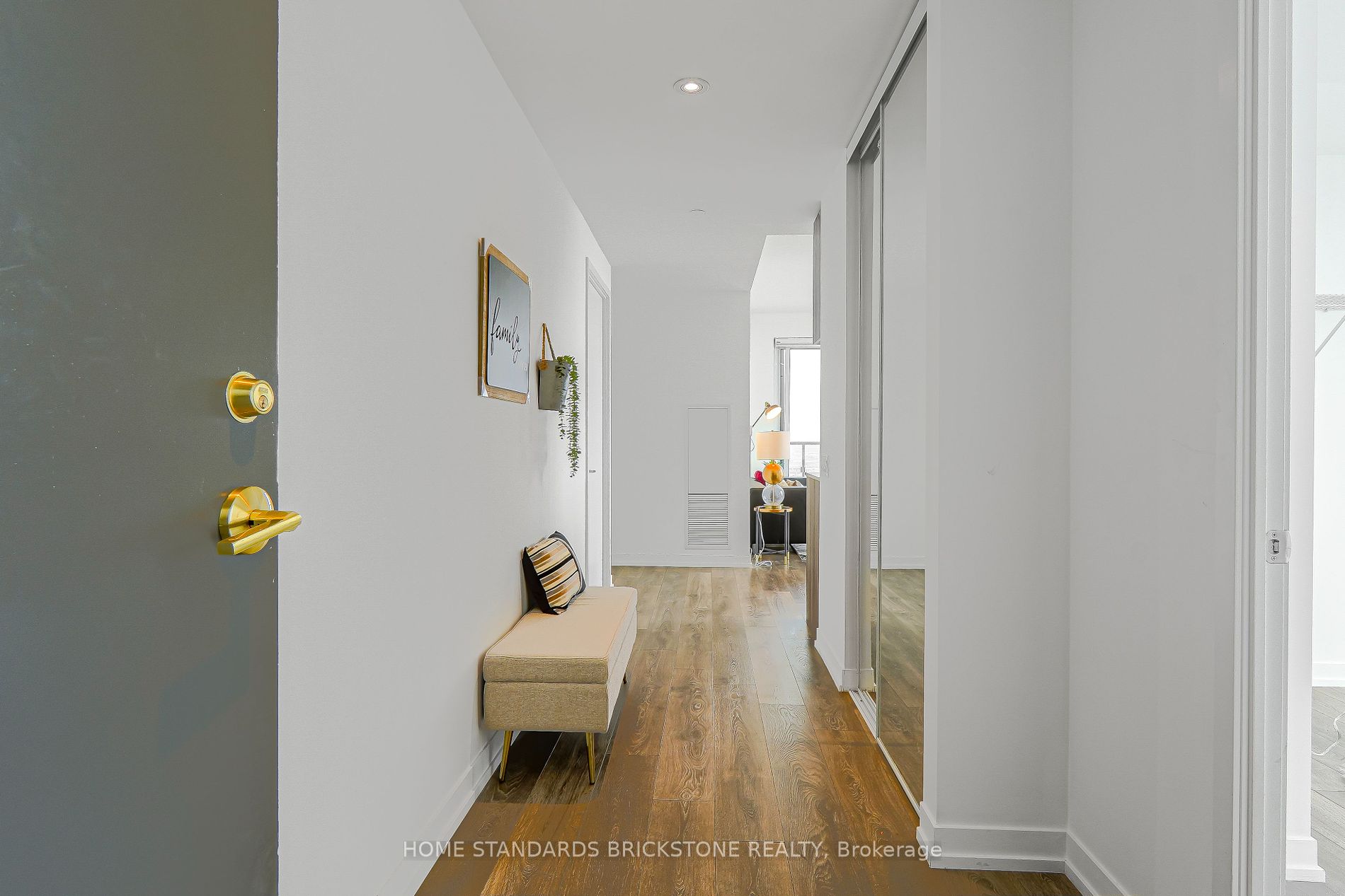 898 Portage Parkway, #4502