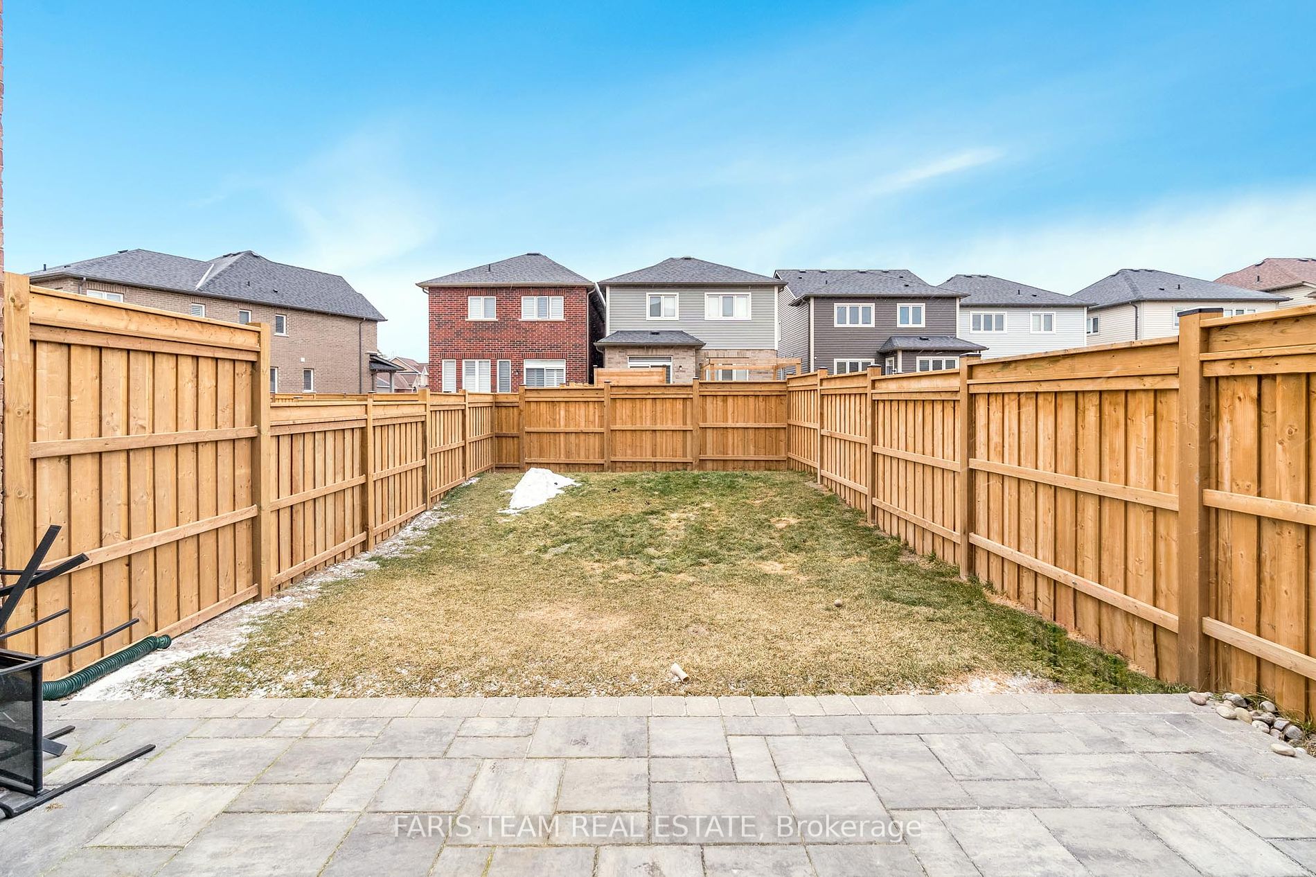 26 Morris Dr