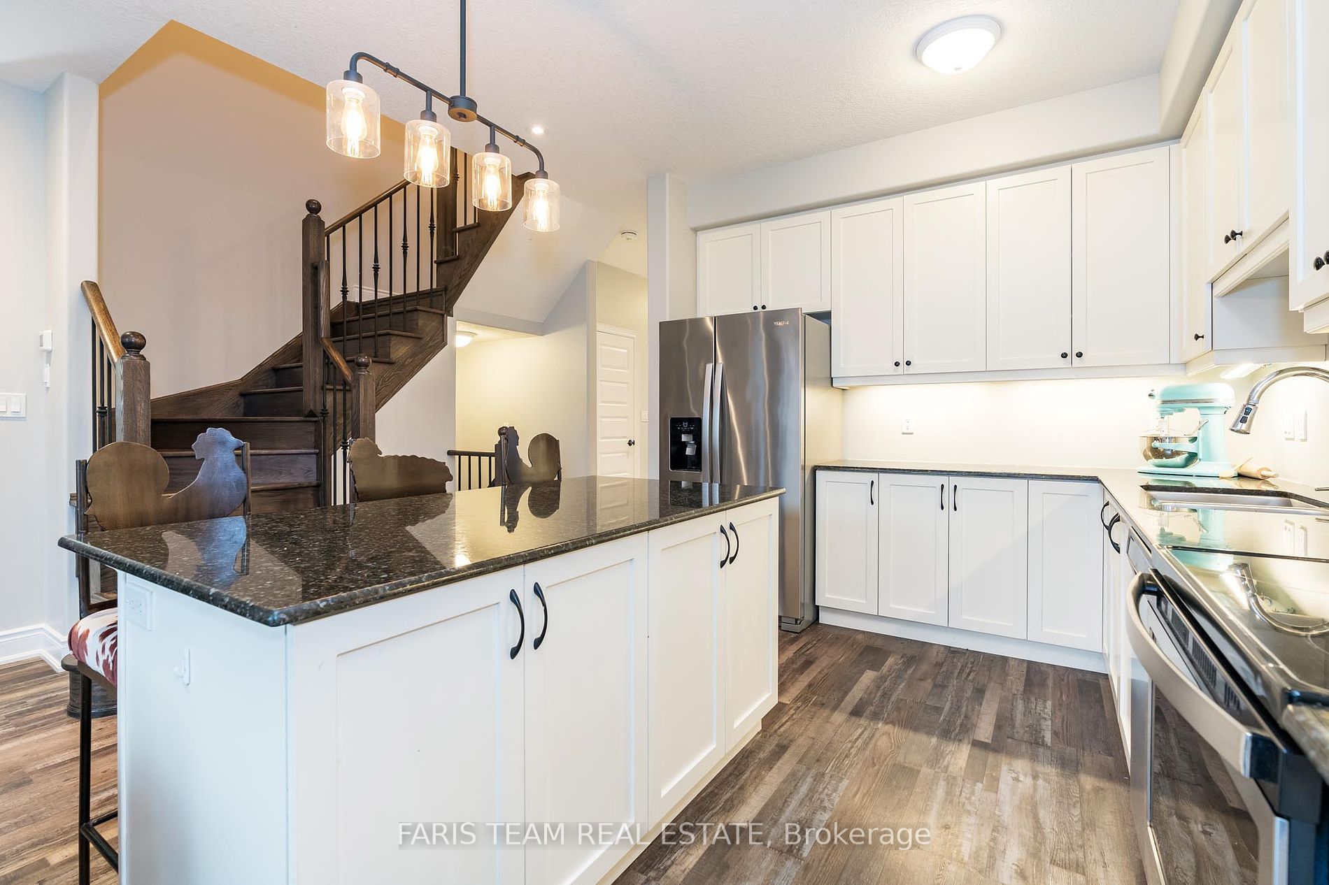 26 Morris Dr