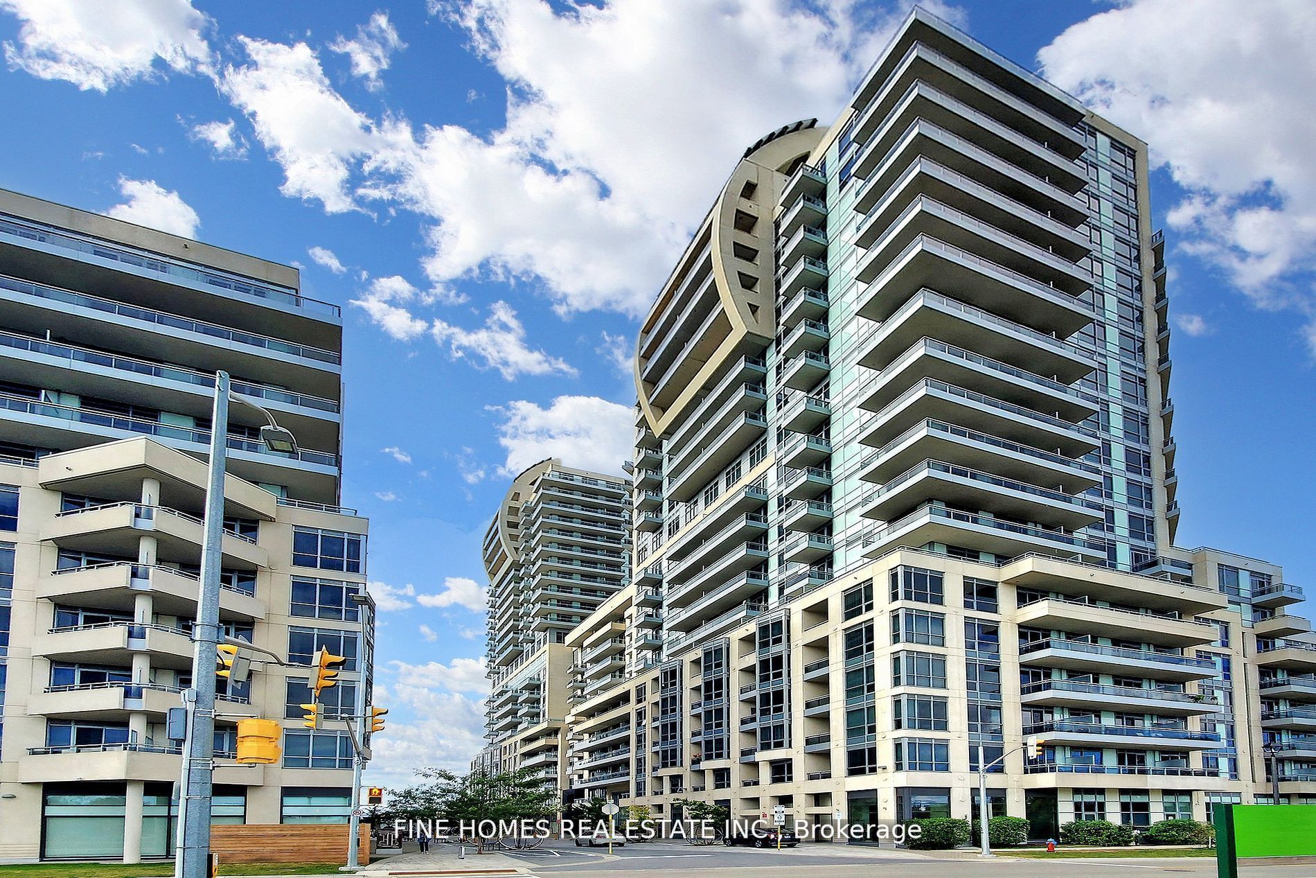 9201 Yonge St, #1001