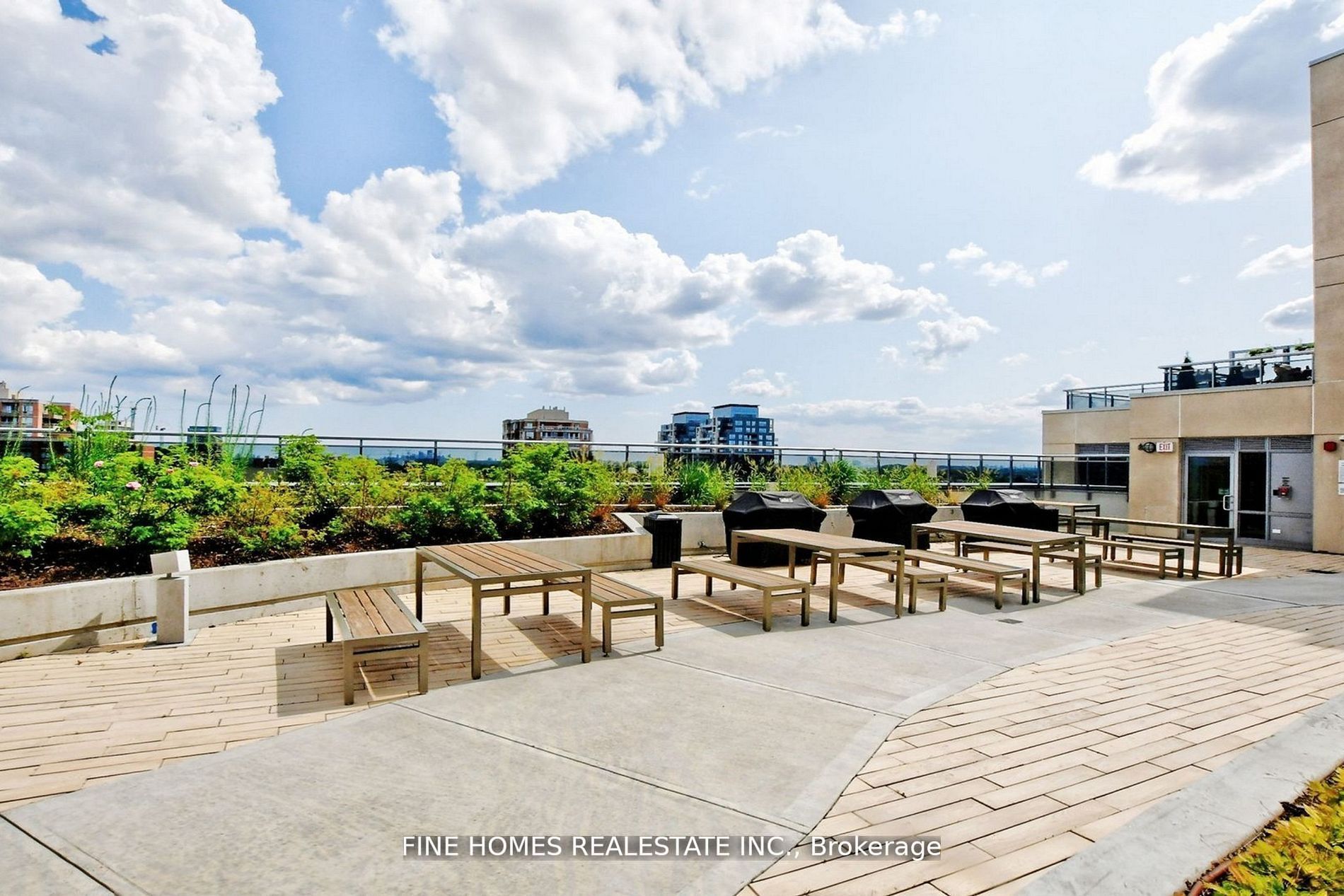 9201 Yonge St, #1001
