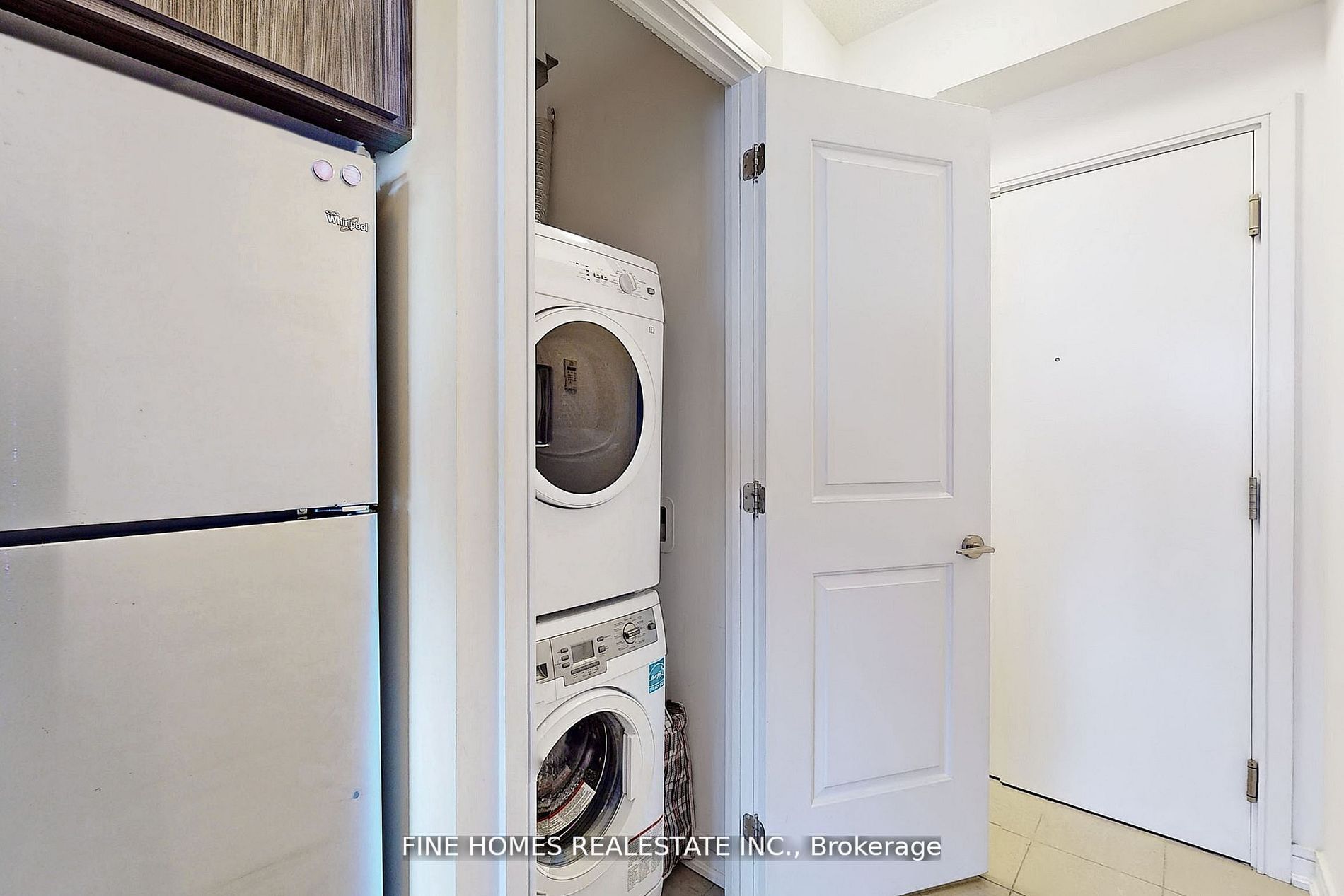 9201 Yonge St, #1001