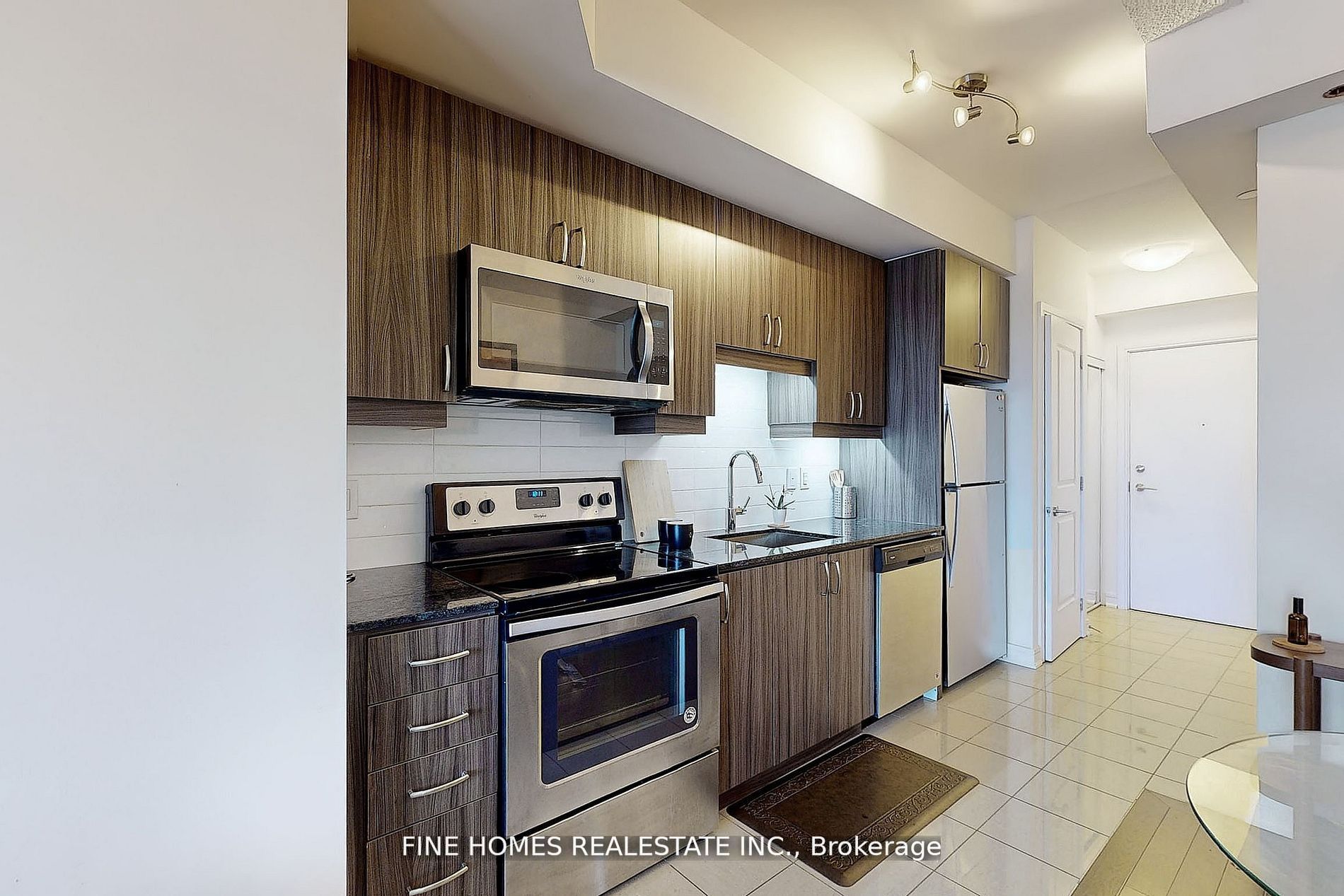 9201 Yonge St, #1001