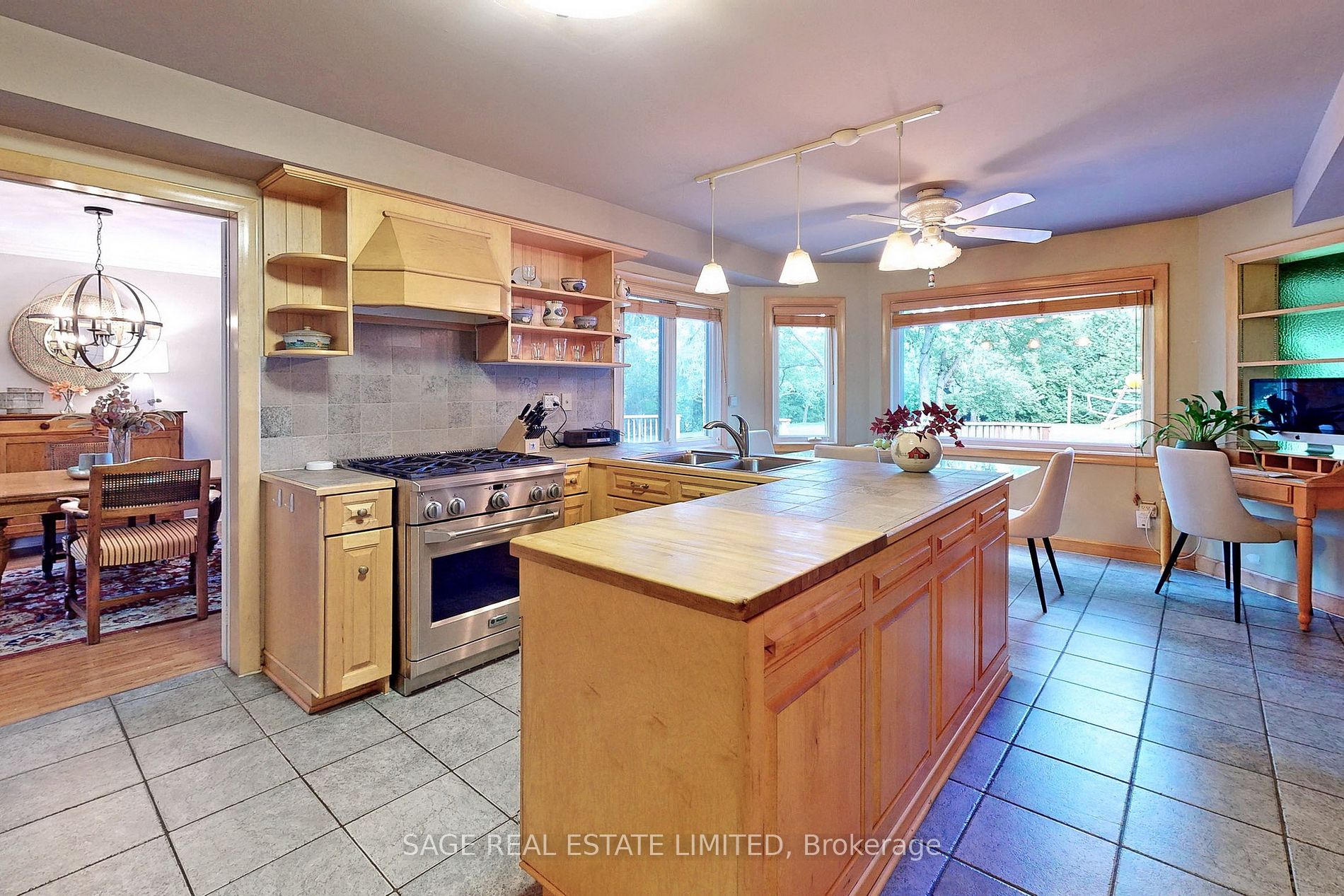 117 Humber Valley Cres
