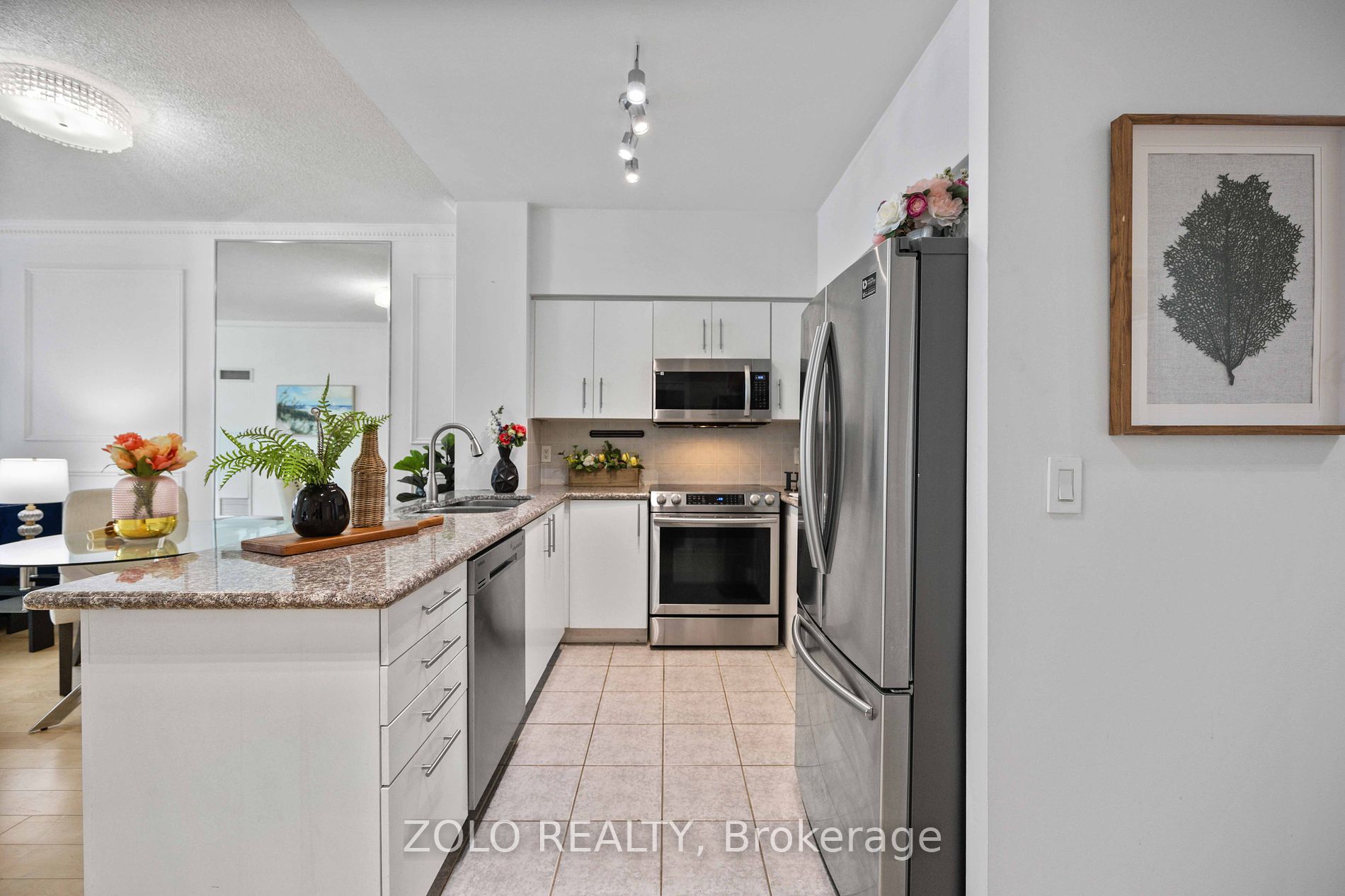 62 Suncrest Blvd, #105