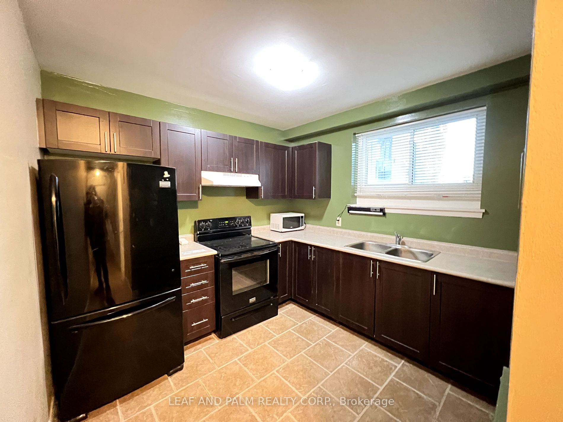 366 Penn Ave, #B6