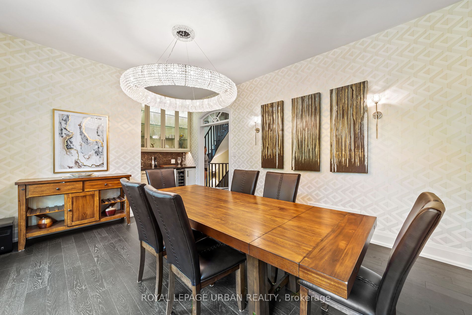 35 Willett Crescent