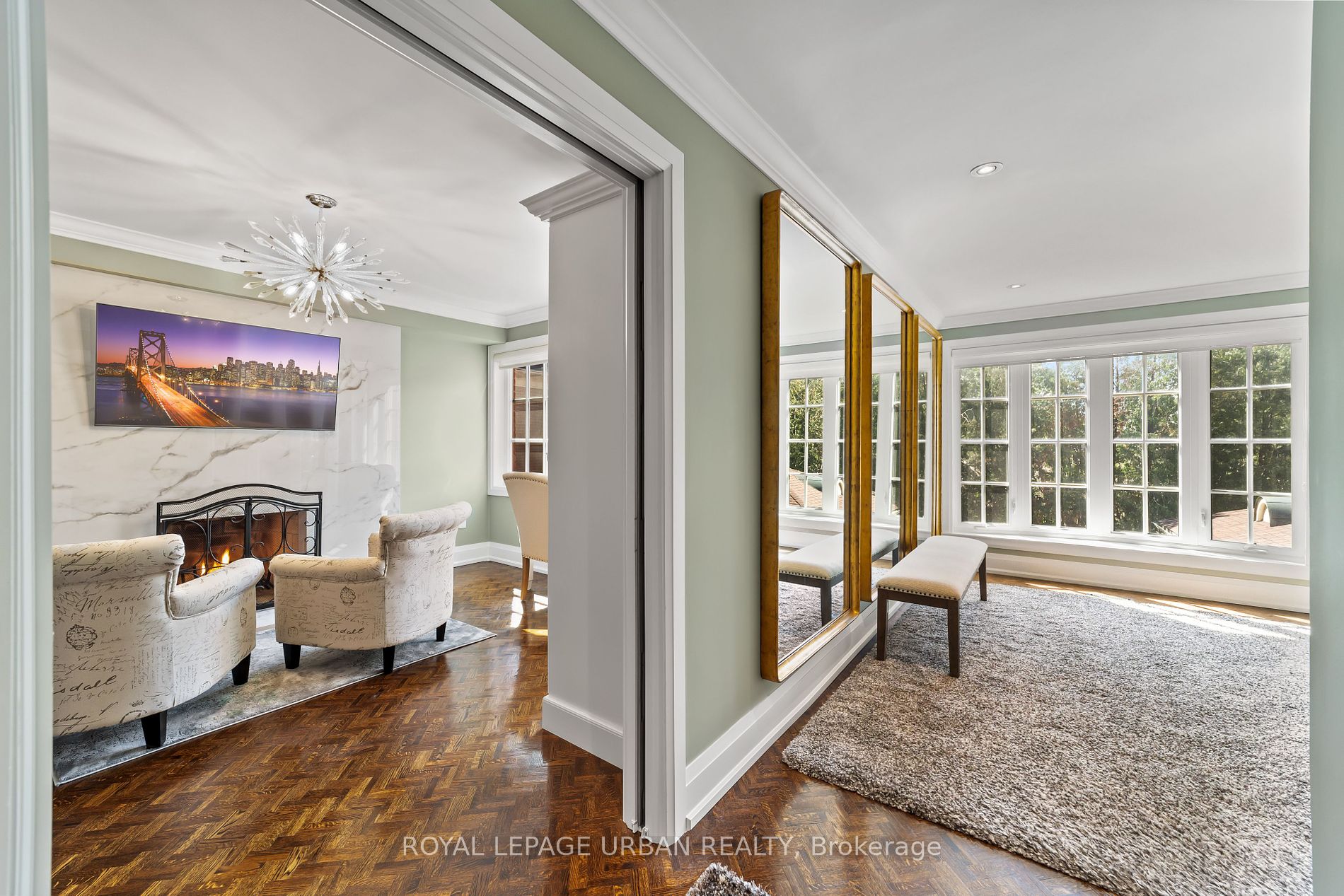35 Willett Crescent