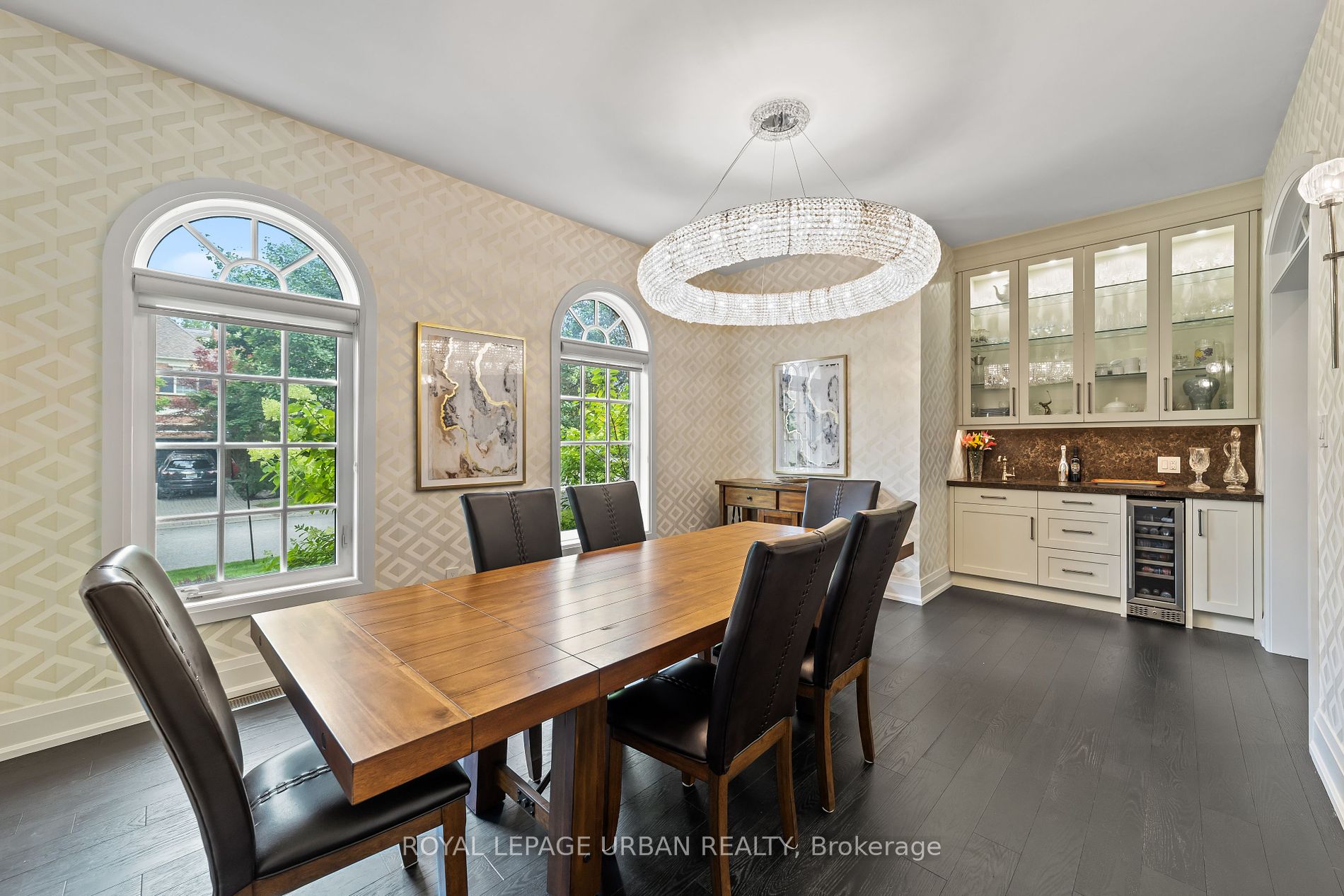 35 Willett Crescent
