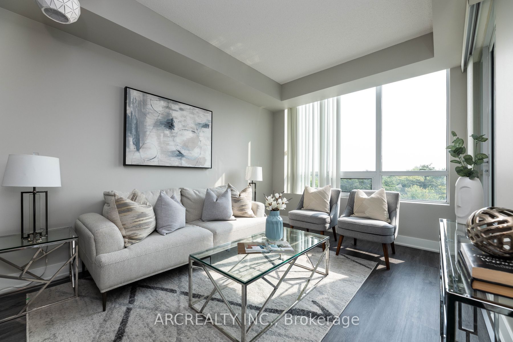 7608 Yonge Street #618