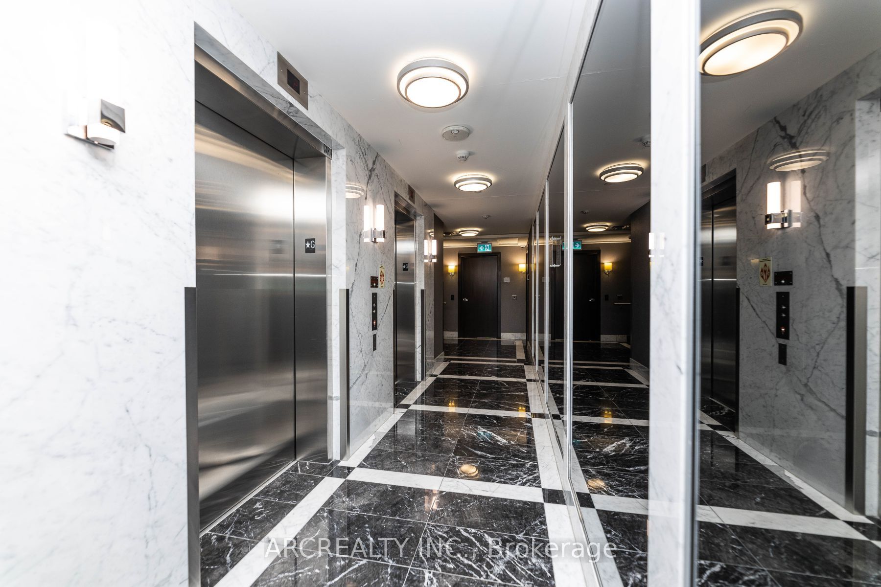 7608 Yonge Street #618