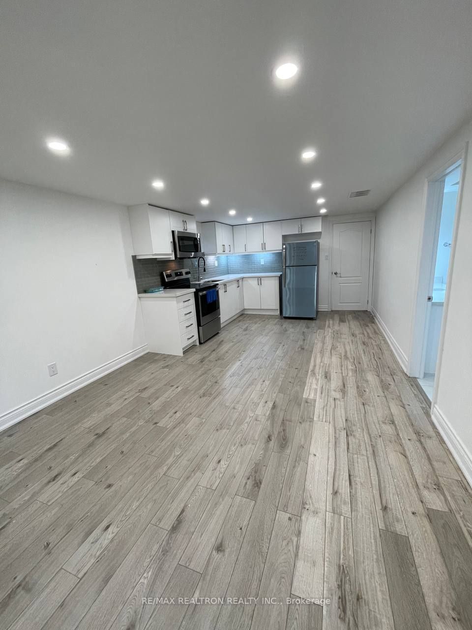 15 Richardson Drive