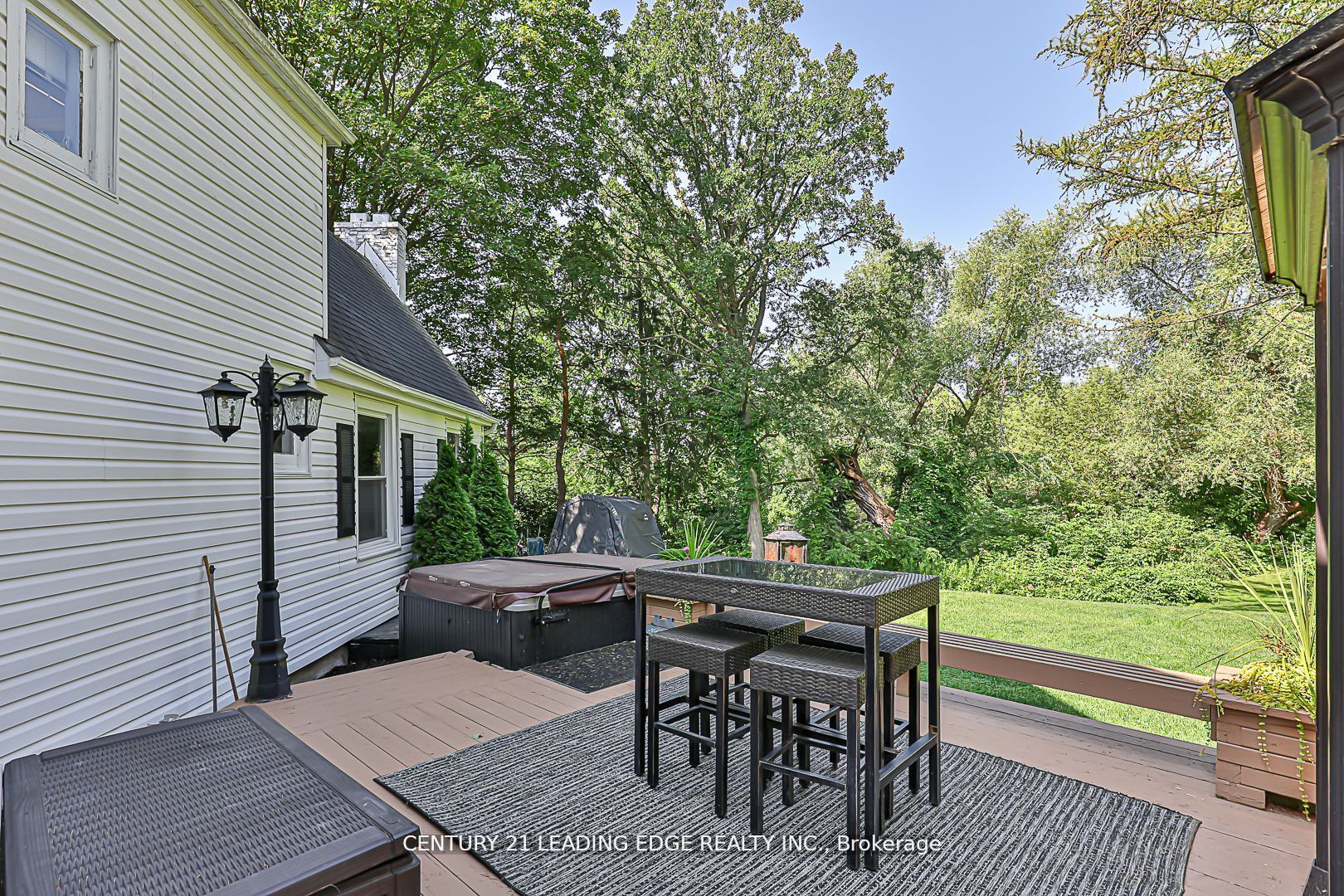10 YORKTON Boulevard