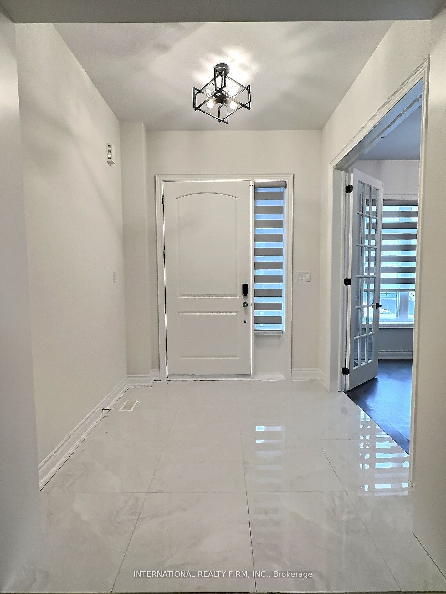 150 Cannes Ave