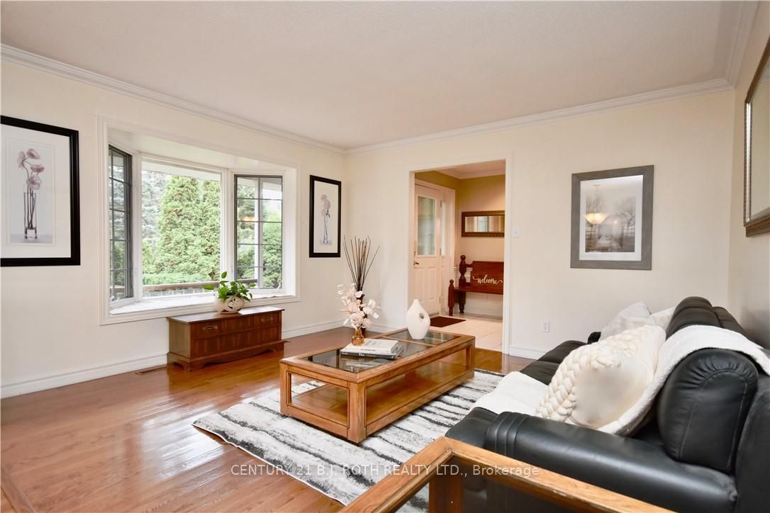 22 Pineview Tr