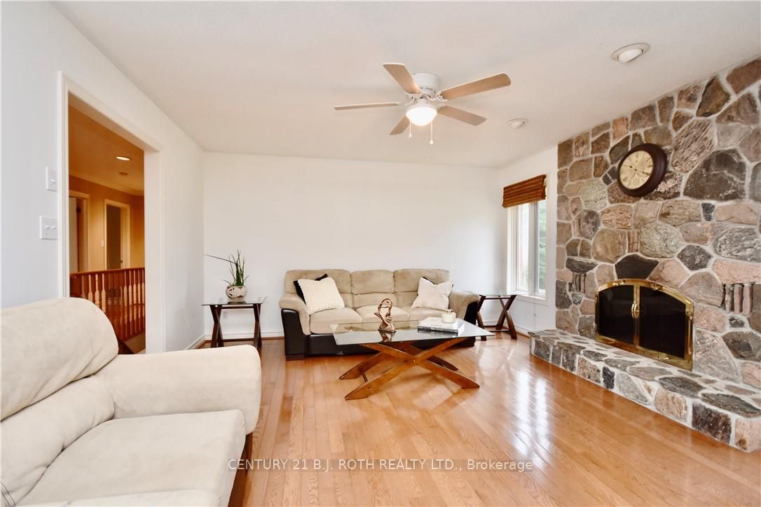 22 Pineview Tr