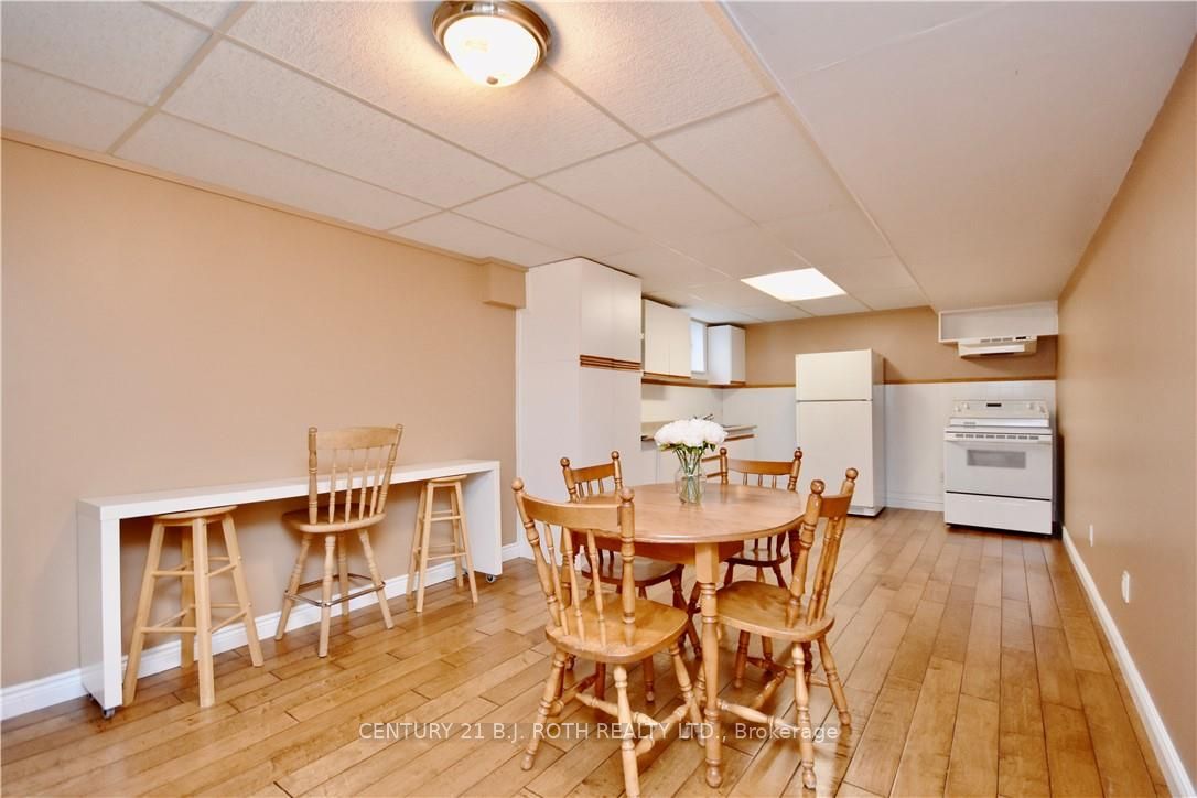 22 Pineview Tr
