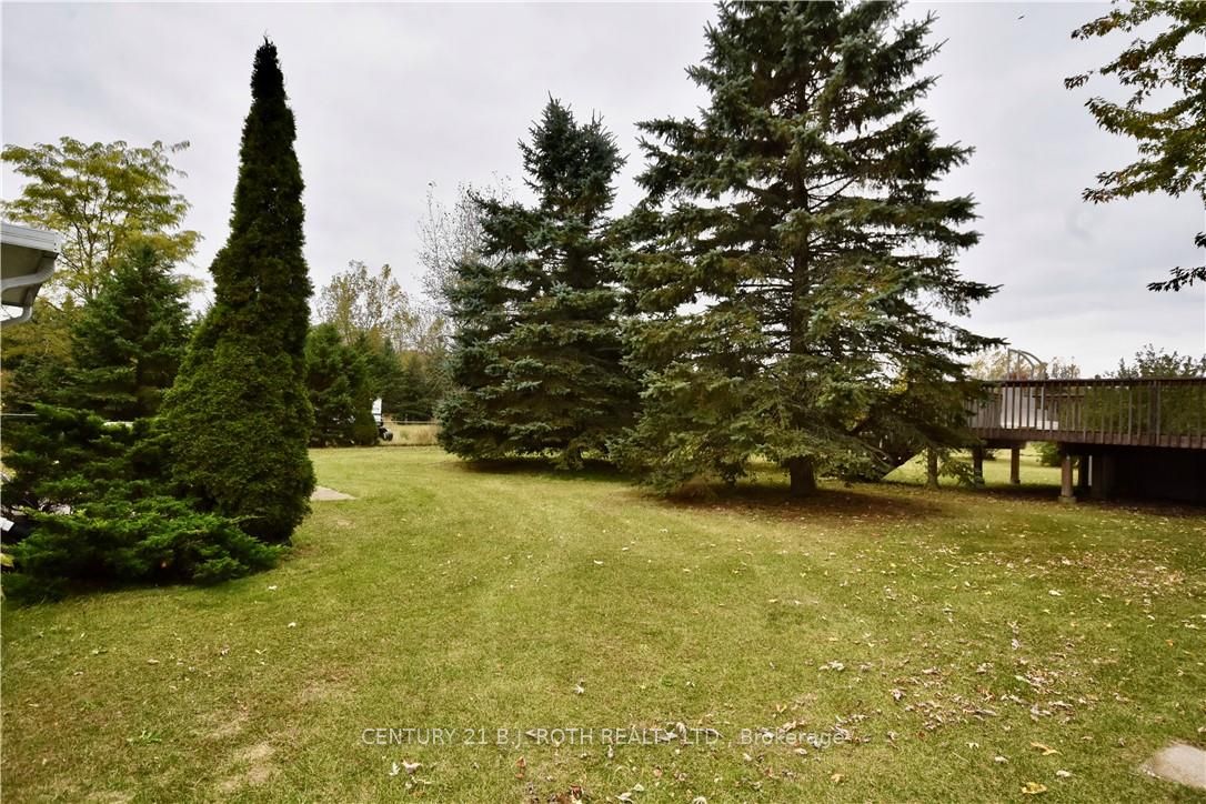 22 Pineview Tr