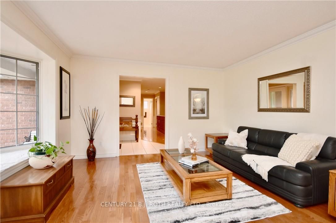 22 Pineview Tr