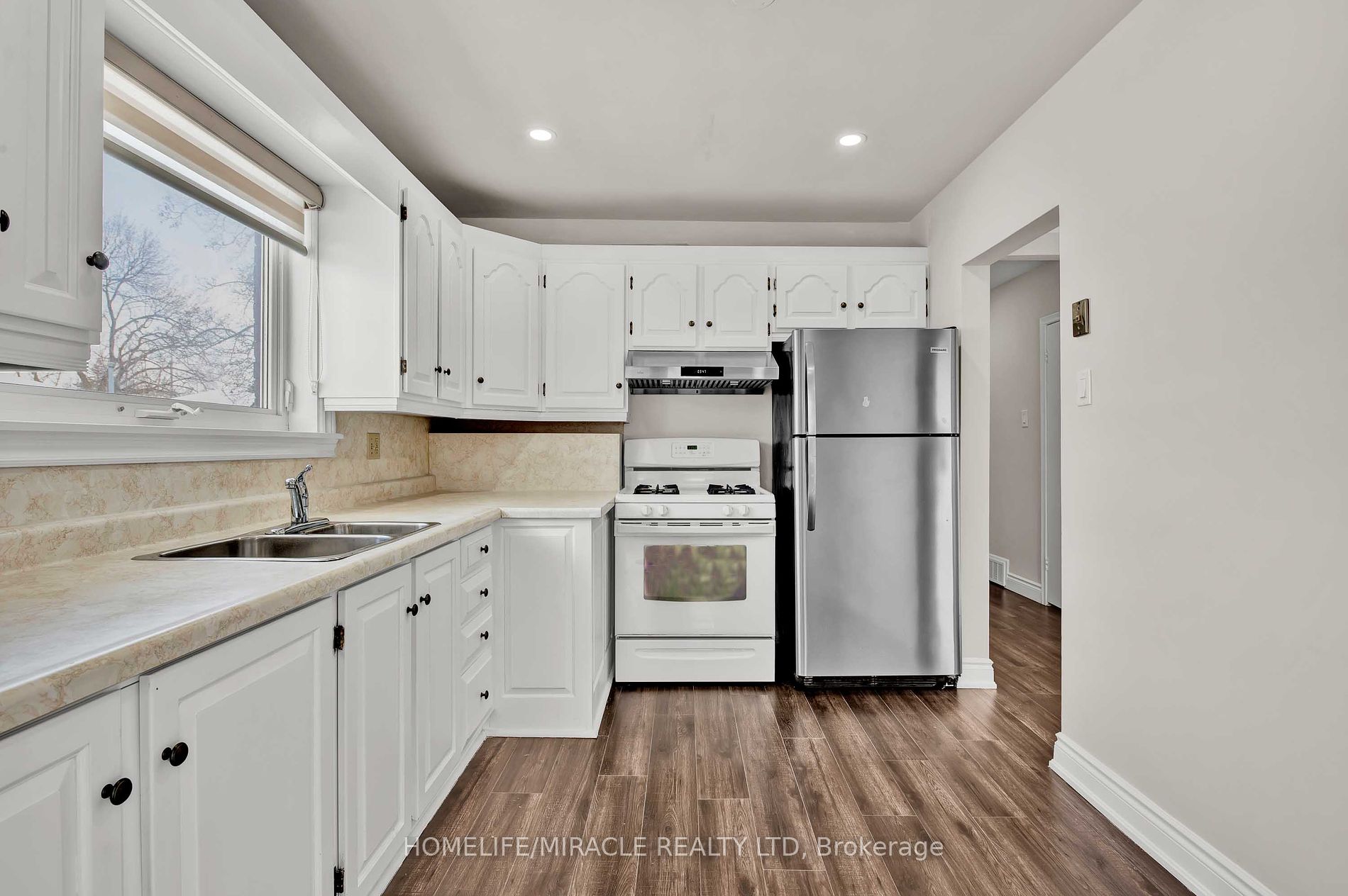 211 Norfolk Avenue