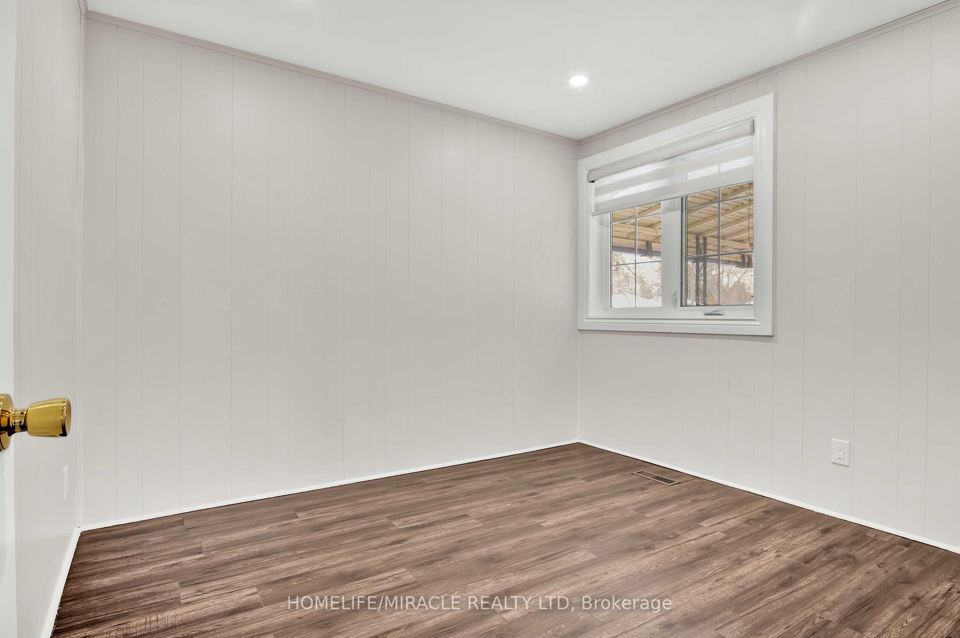 211 Norfolk Avenue