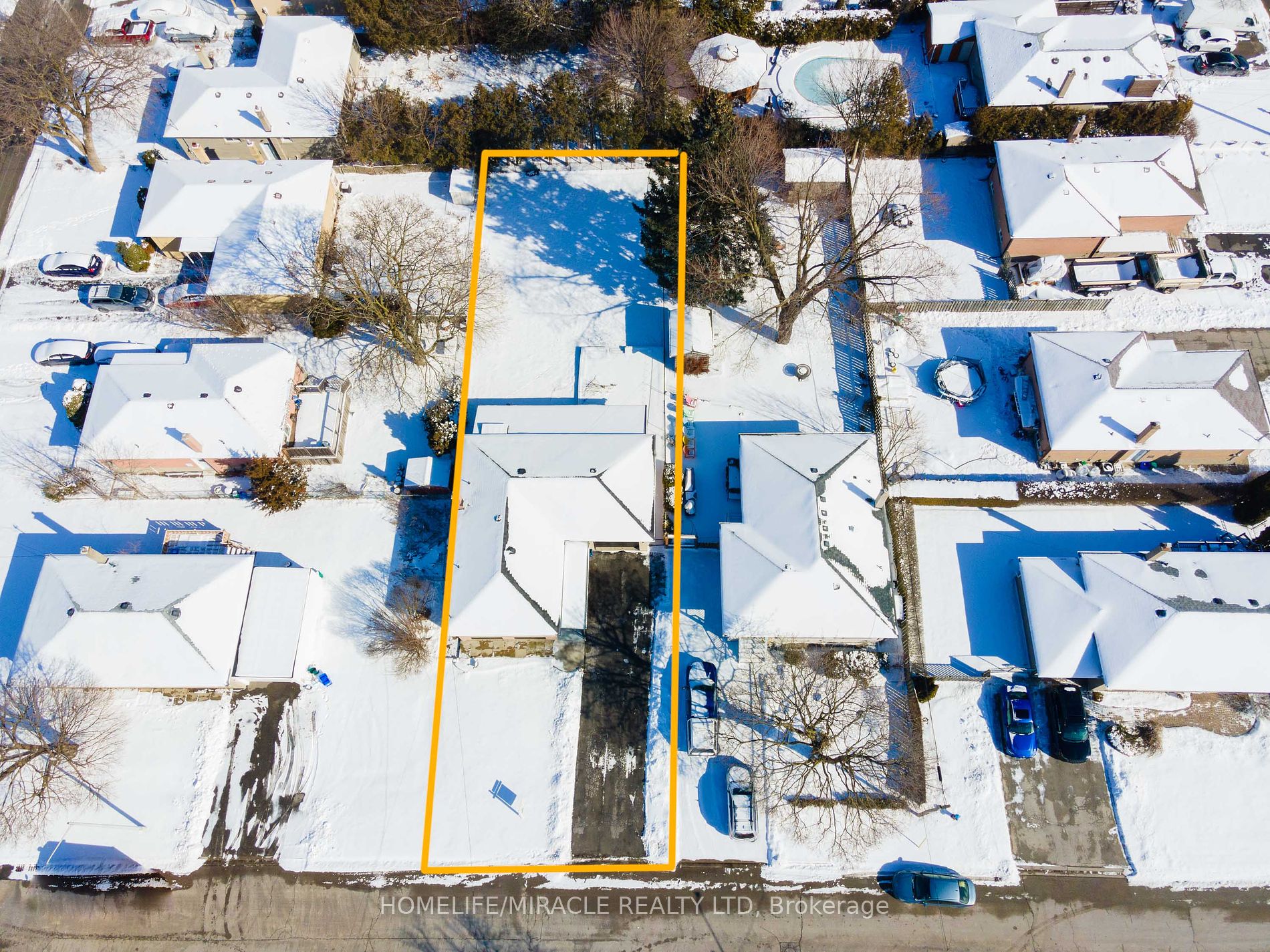 211 Norfolk Avenue