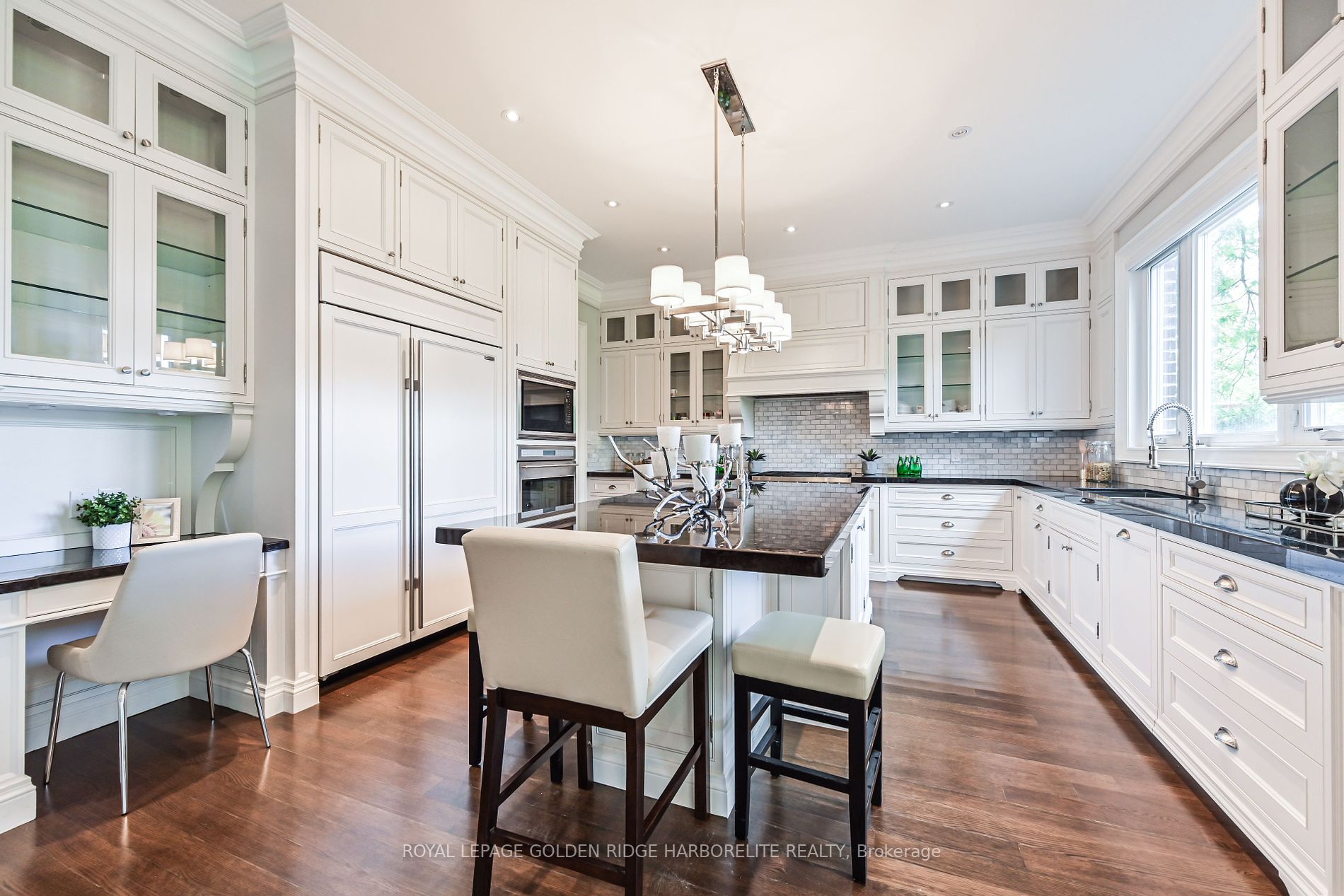 148 Hillsview Drive