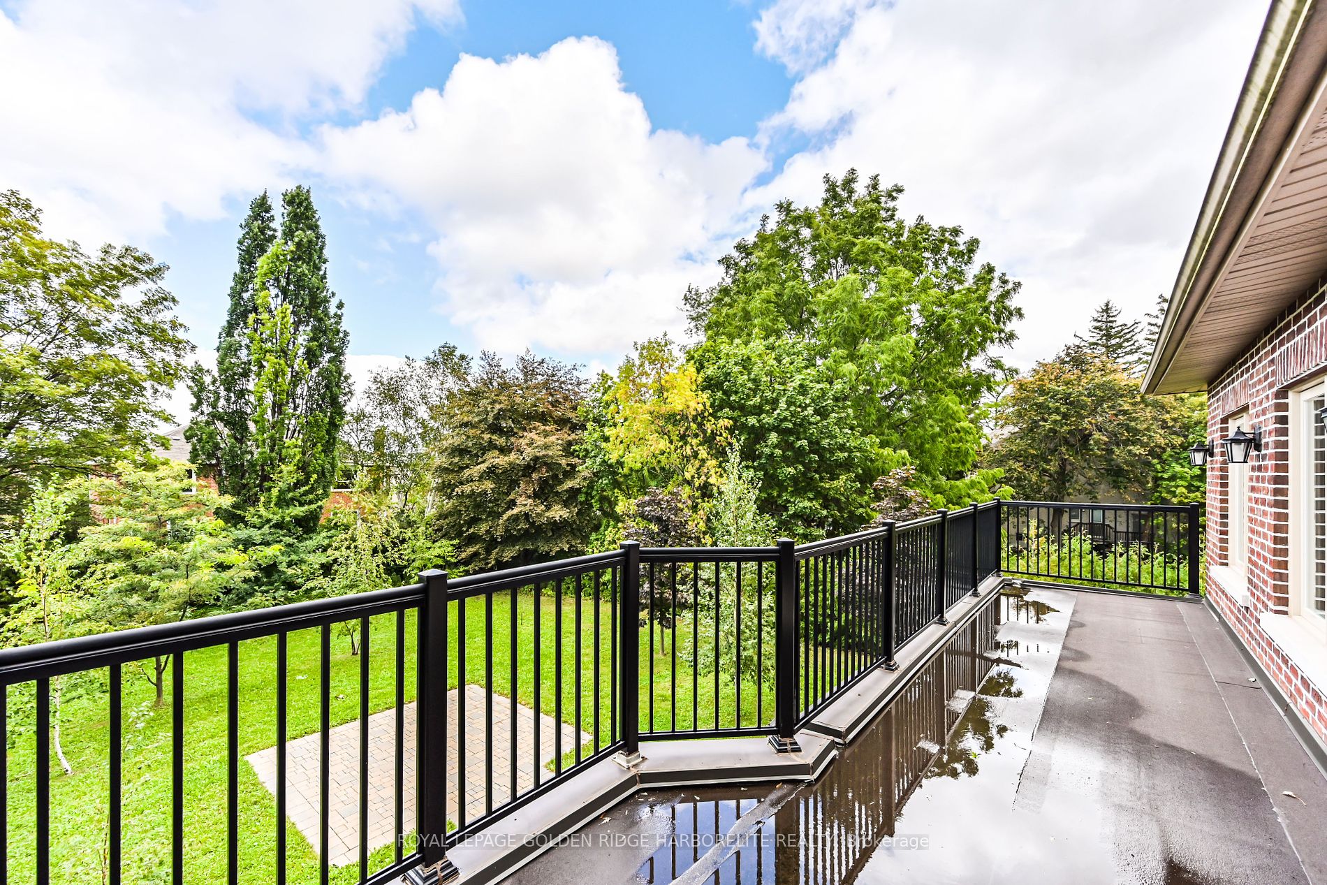 148 Hillsview Drive