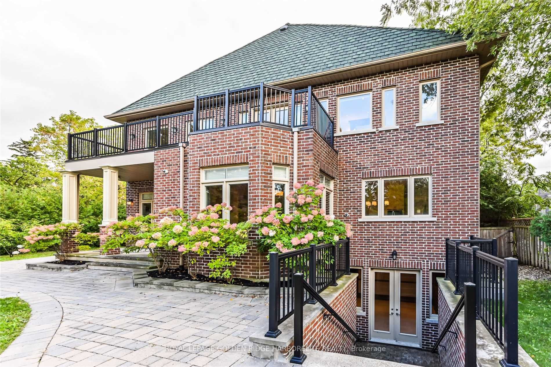 148 Hillsview Drive