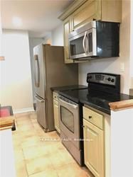 2 Hughes St