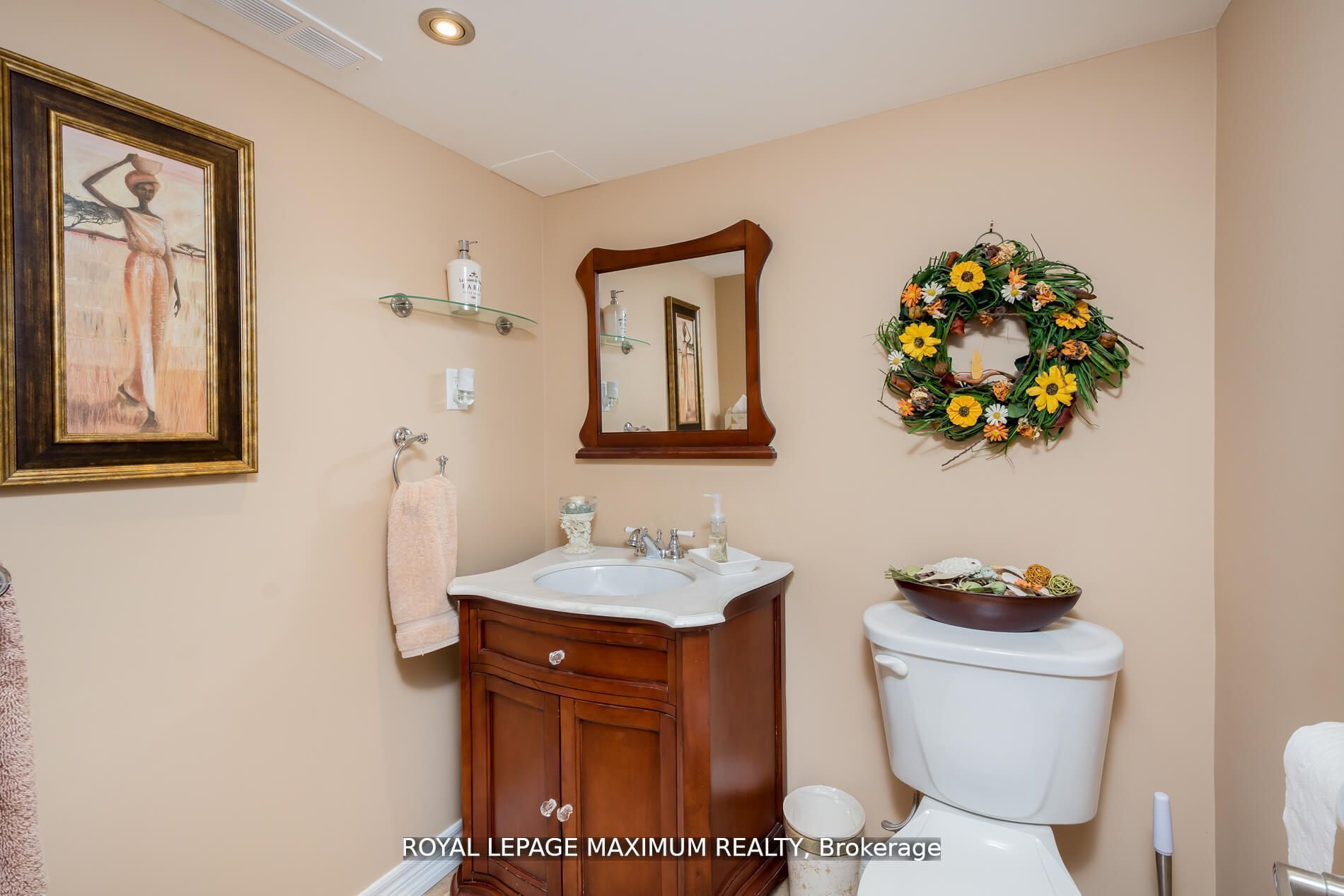 241 Veneto Dr
