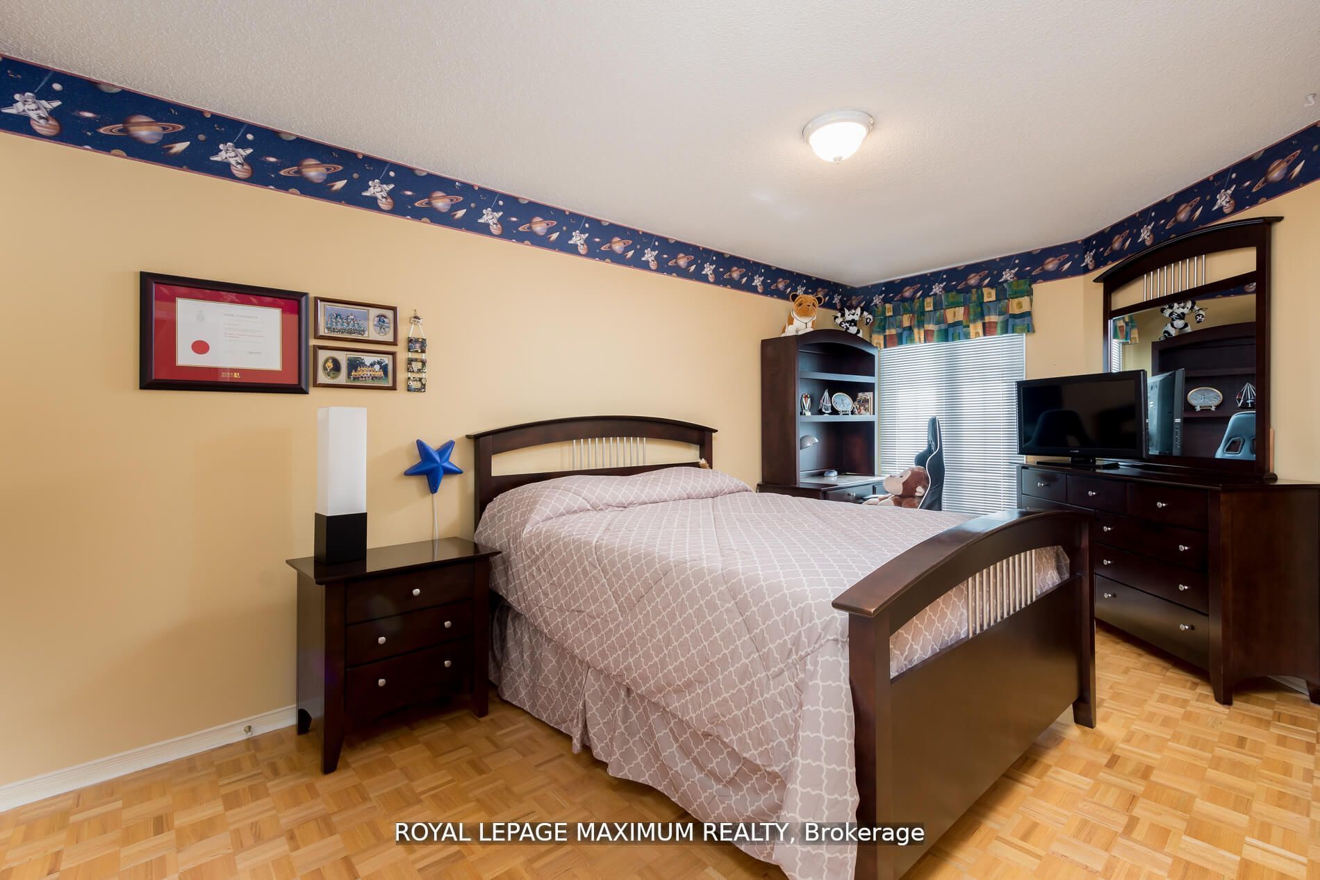 241 Veneto Dr