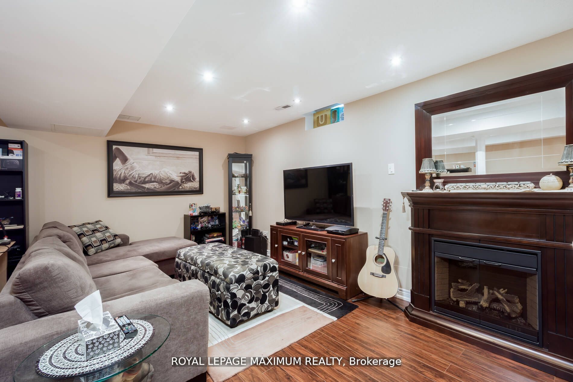 241 Veneto Dr